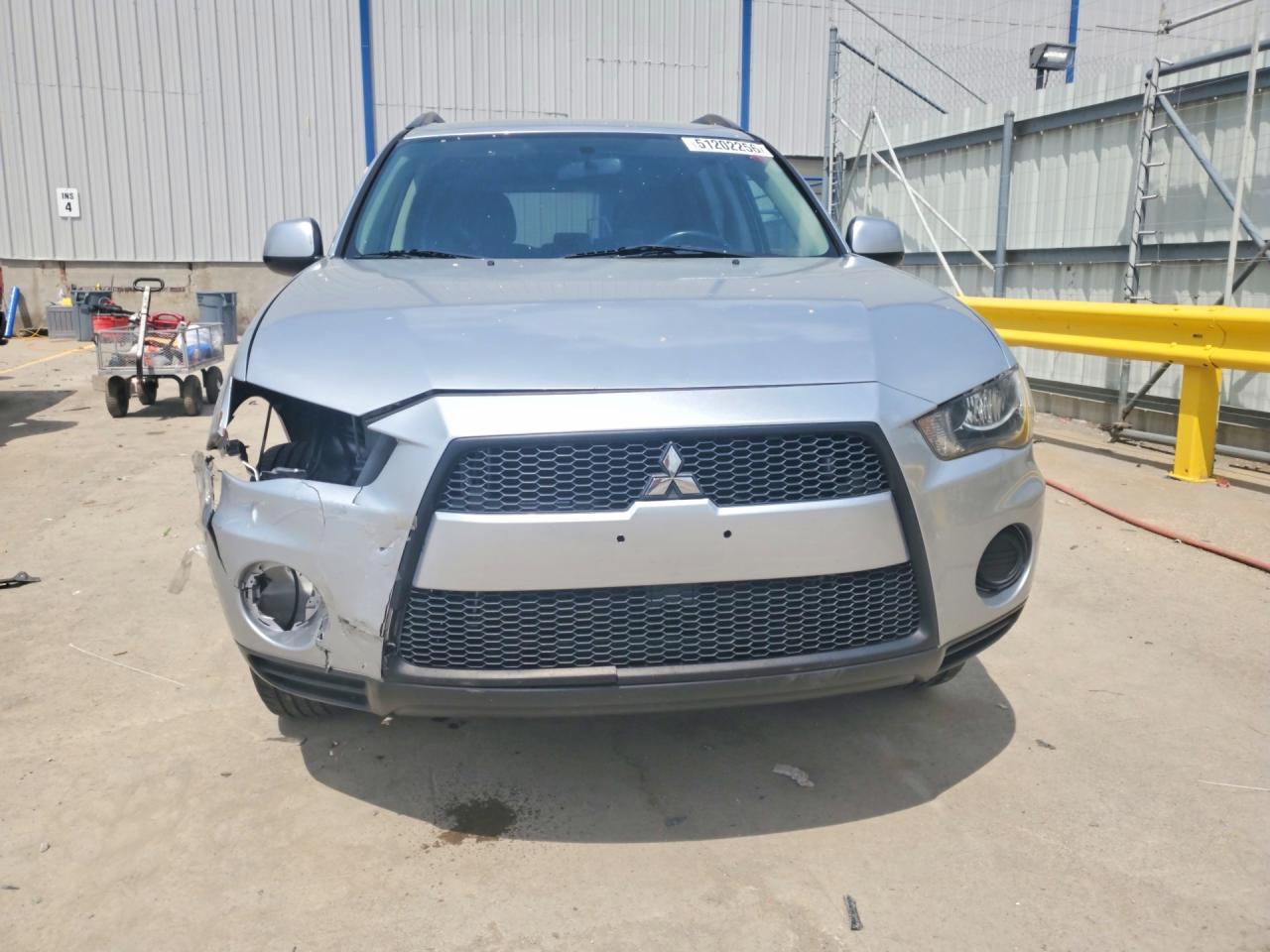 2013 Mitsubishi Outlander Es Серебряный vin: JA4AS2AW5DU000744