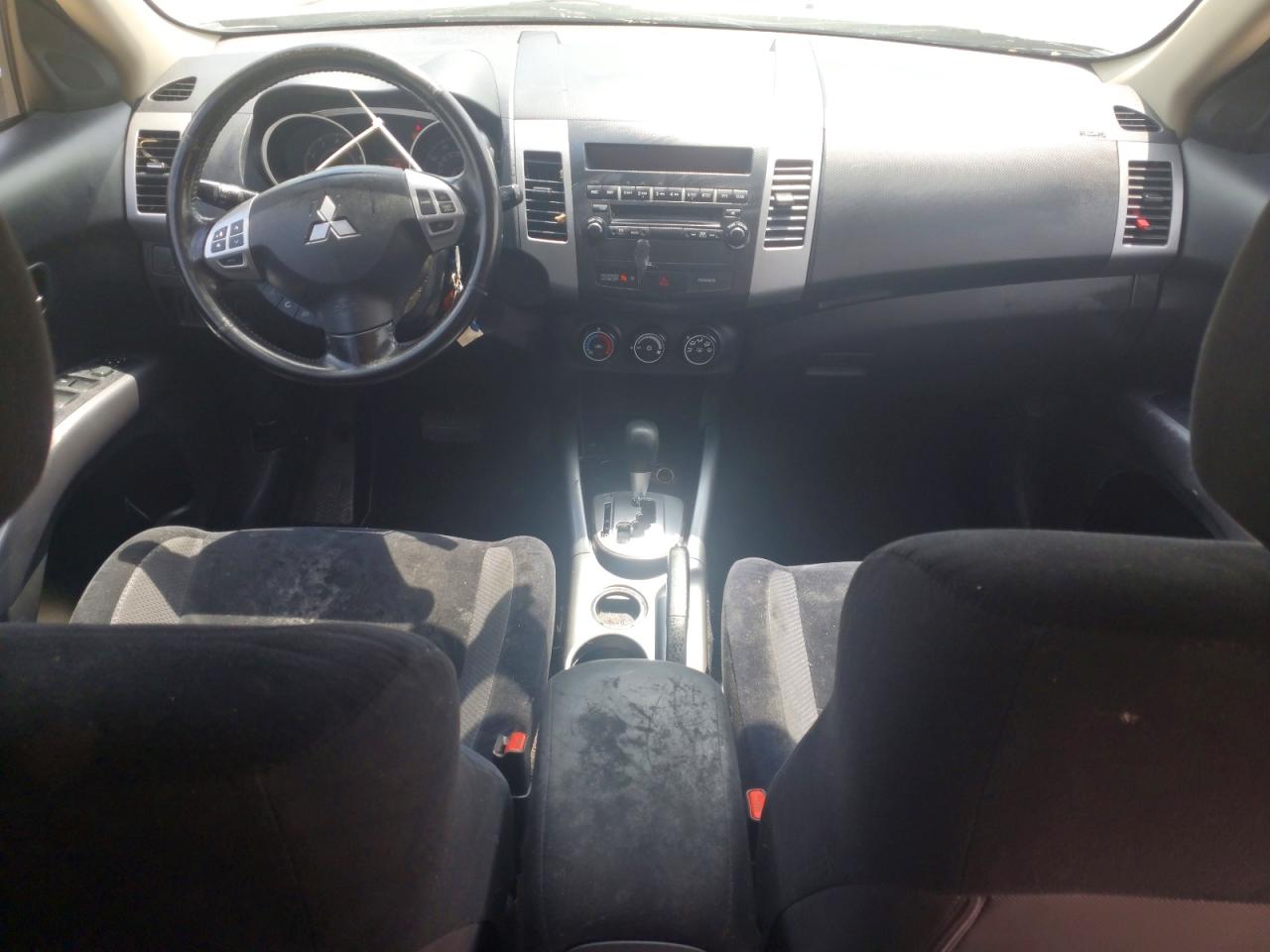 2013 Mitsubishi Outlander Es Серебряный vin: JA4AS2AW5DU000744
