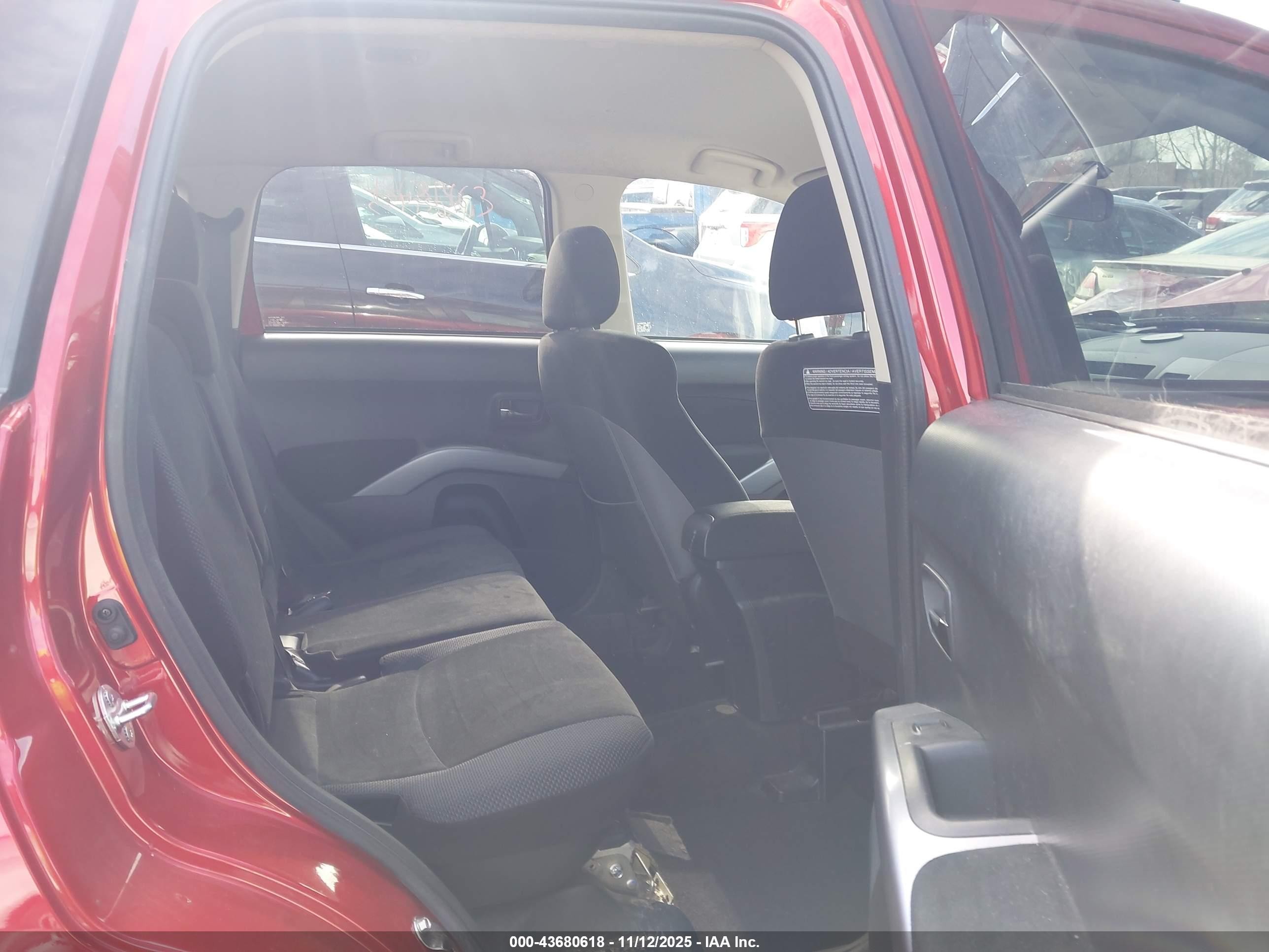 2013 Mitsubishi Outlander Es Red vin: JA4AS2AW5DU001795