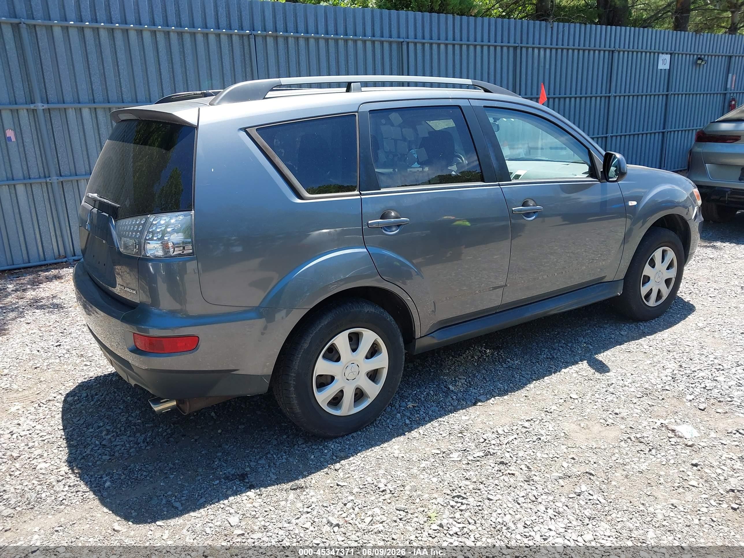2012 Mitsubishi Outlander Es Gray vin: JA4AS2AW6CU011900