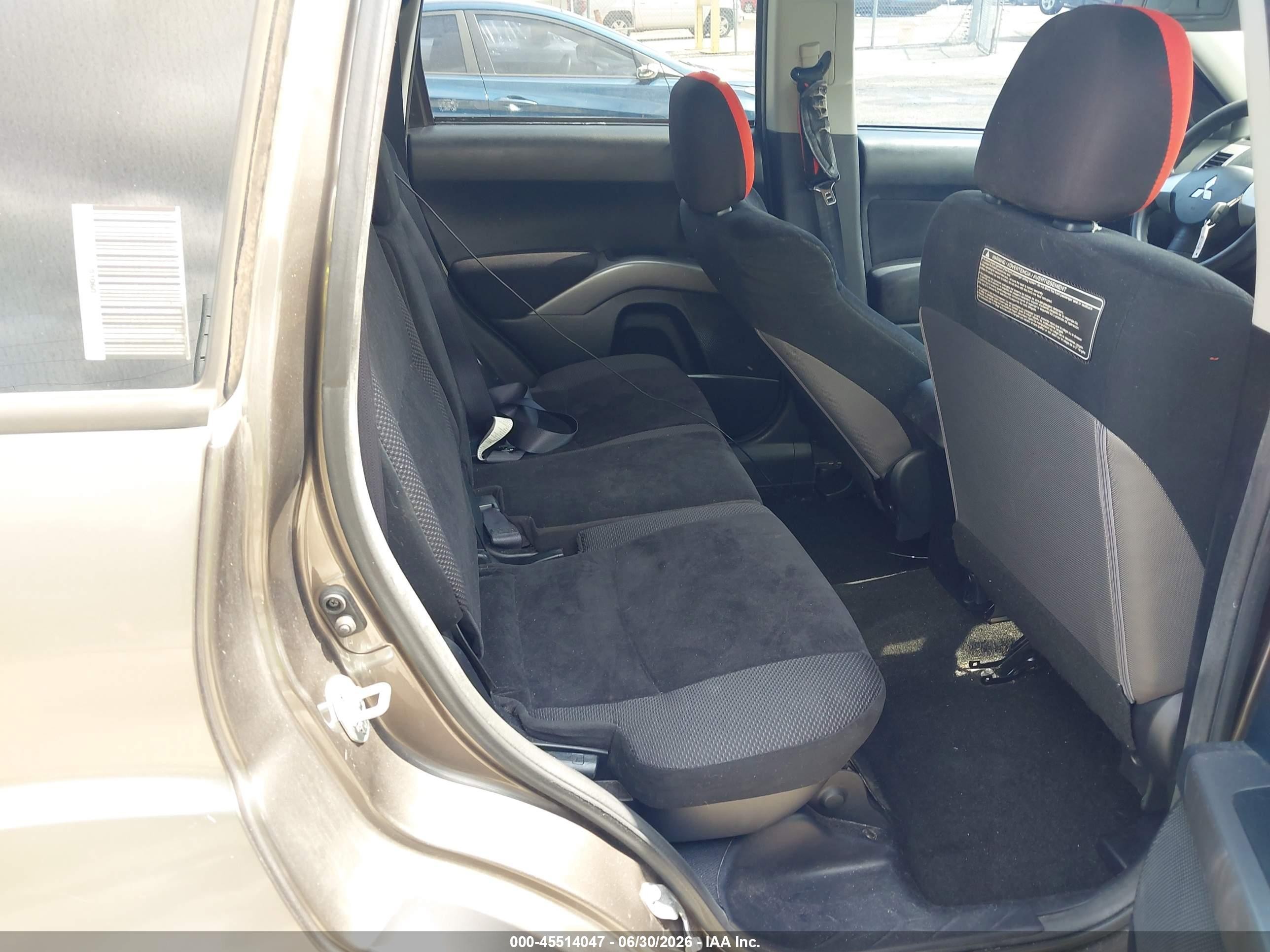 2011 Mitsubishi Outlander Es Gray vin: JA4AS2AW7BU007725