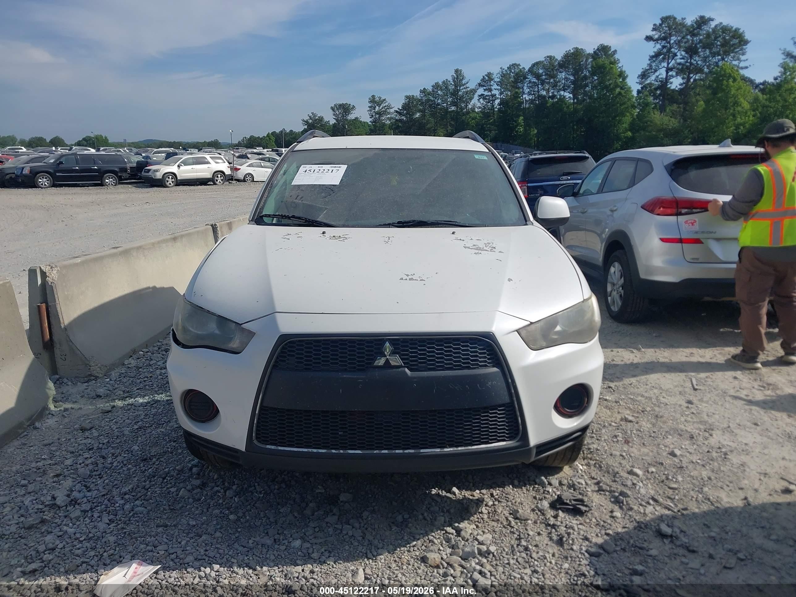 2012 Mitsubishi Outlander Es White vin: JA4AS2AWXCU001662