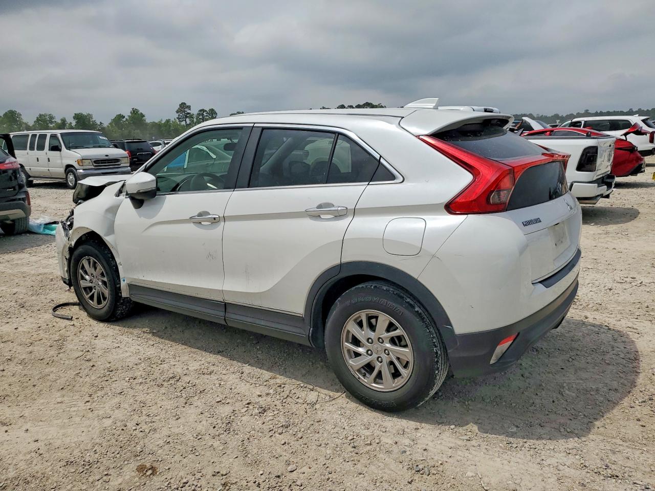2019 Mitsubishi Eclipse Cross Es White vin: JA4AS3AA0KZ019048