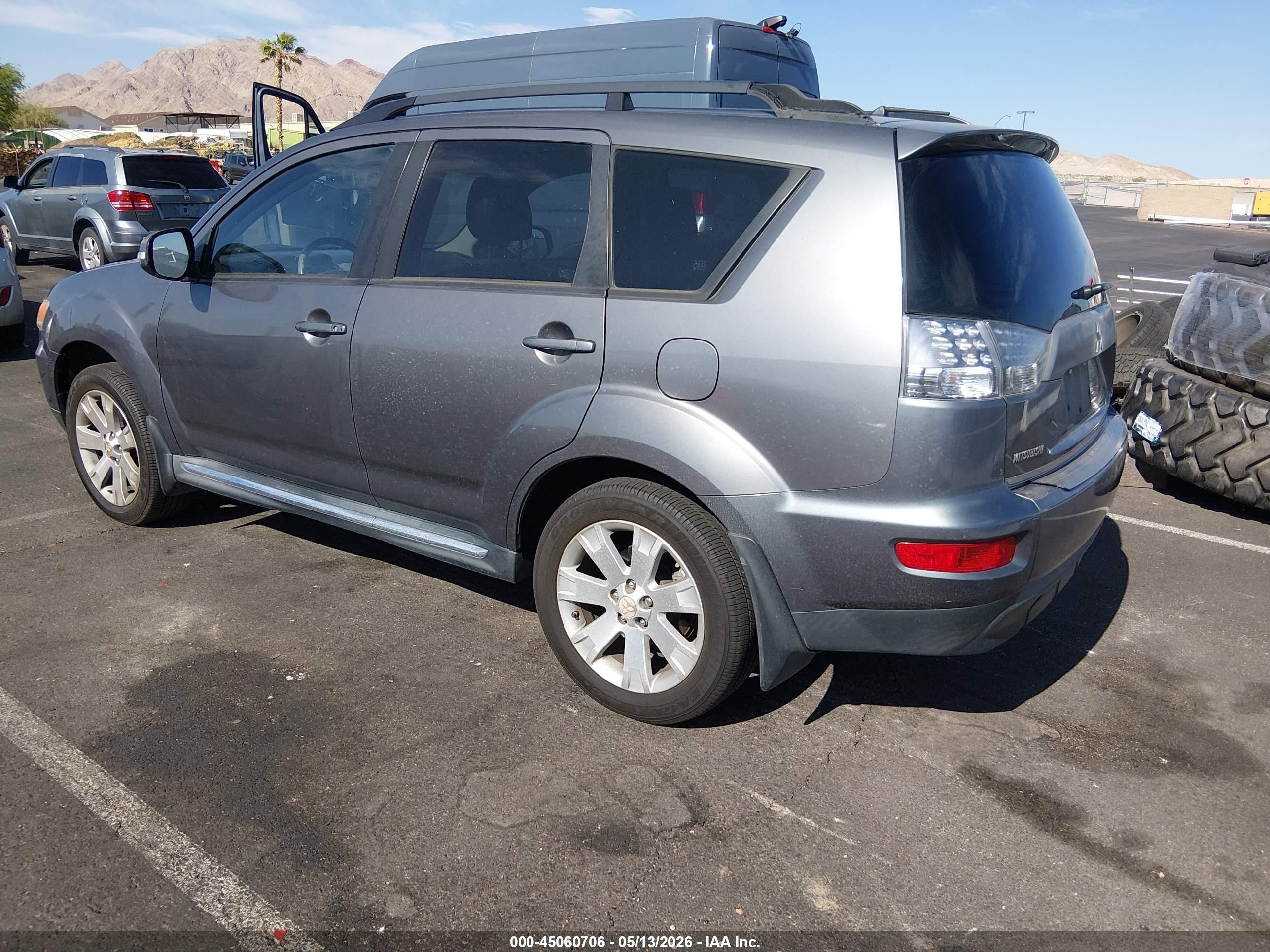 2011 Mitsubishi Outlander Se Серый vin: JA4AS3AW2BU018041