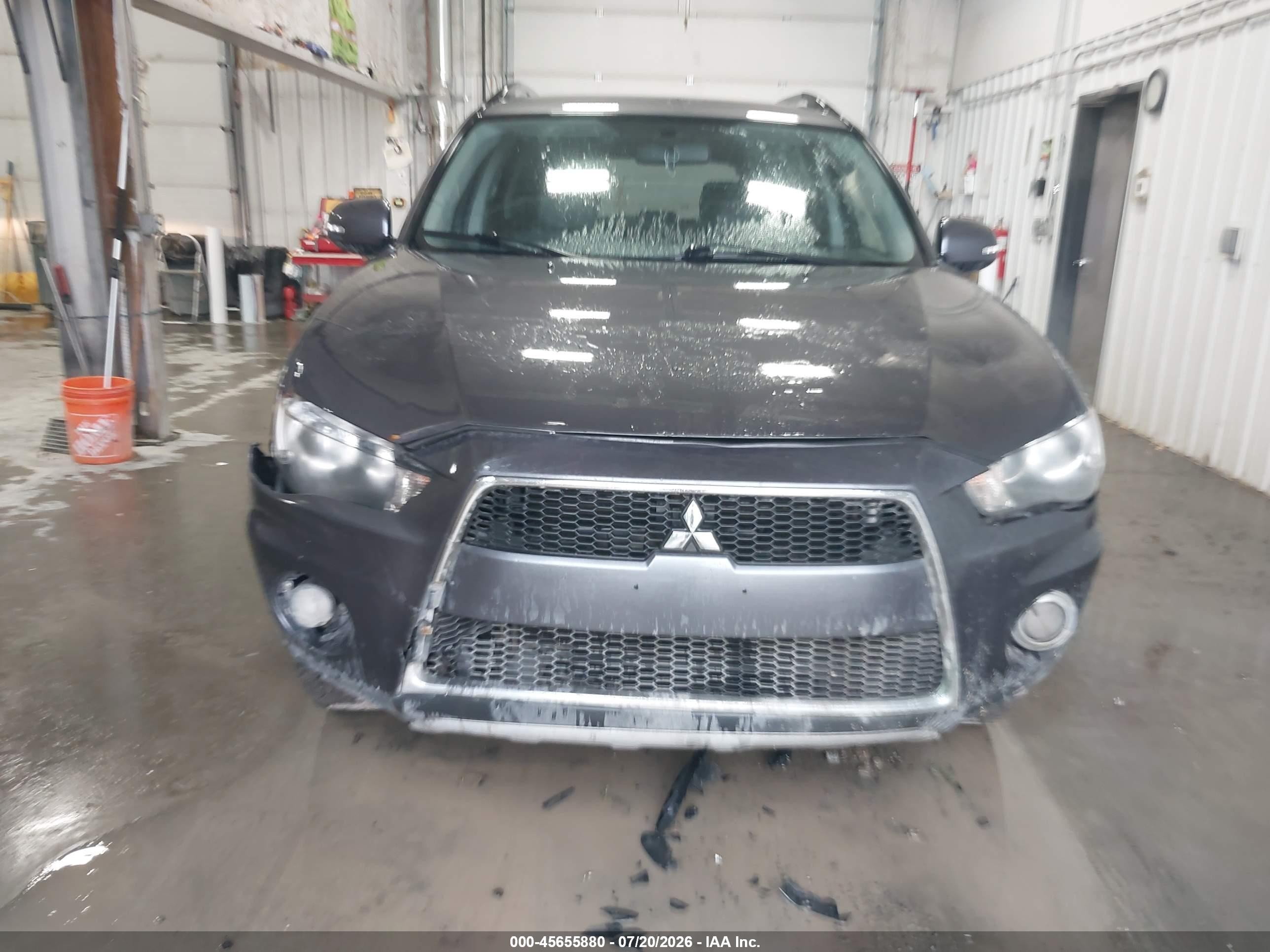 2012 Mitsubishi Outlander Se Серый vin: JA4AS3AW3CU008846