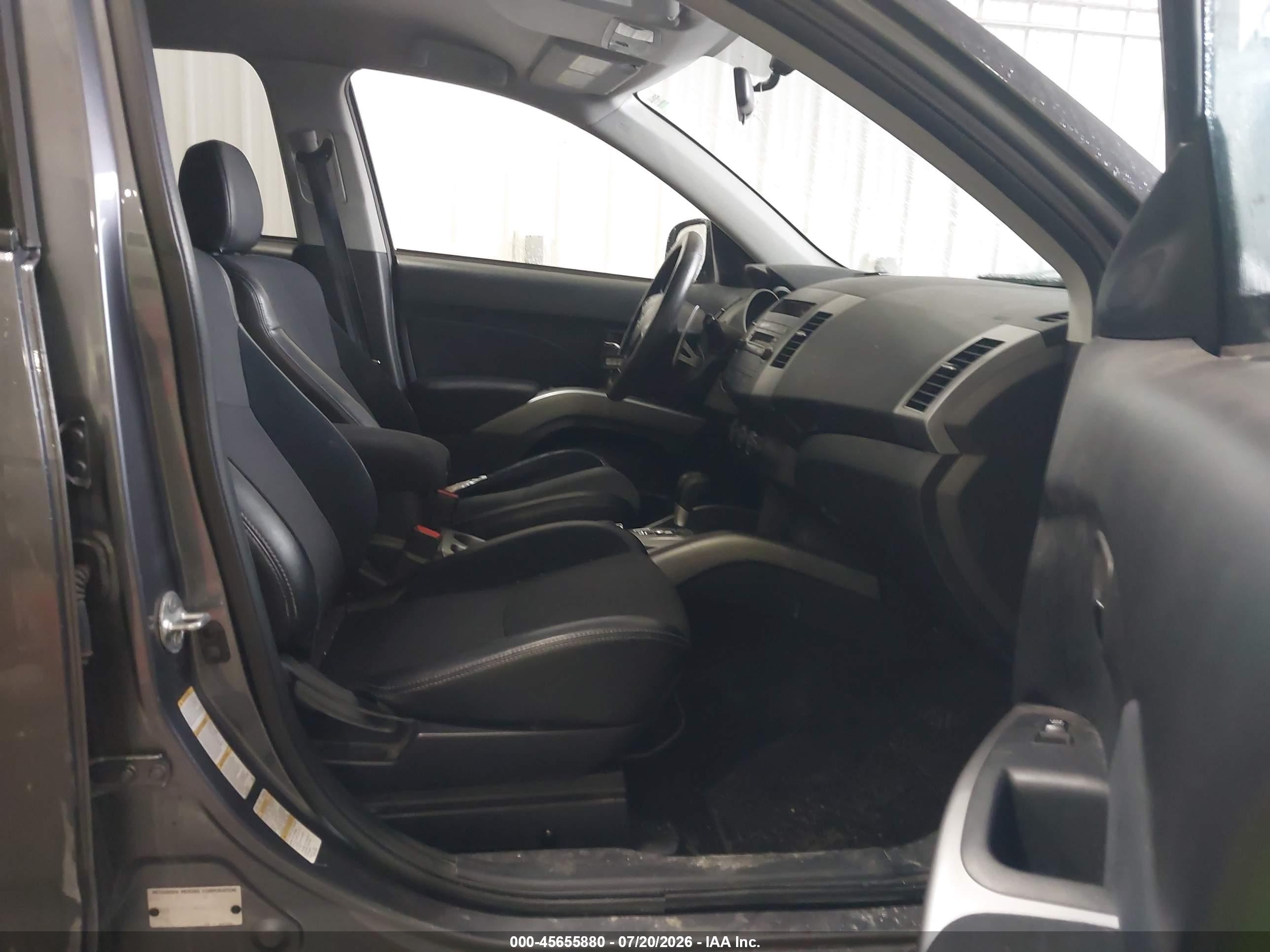 2012 Mitsubishi Outlander Se Серый vin: JA4AS3AW3CU008846