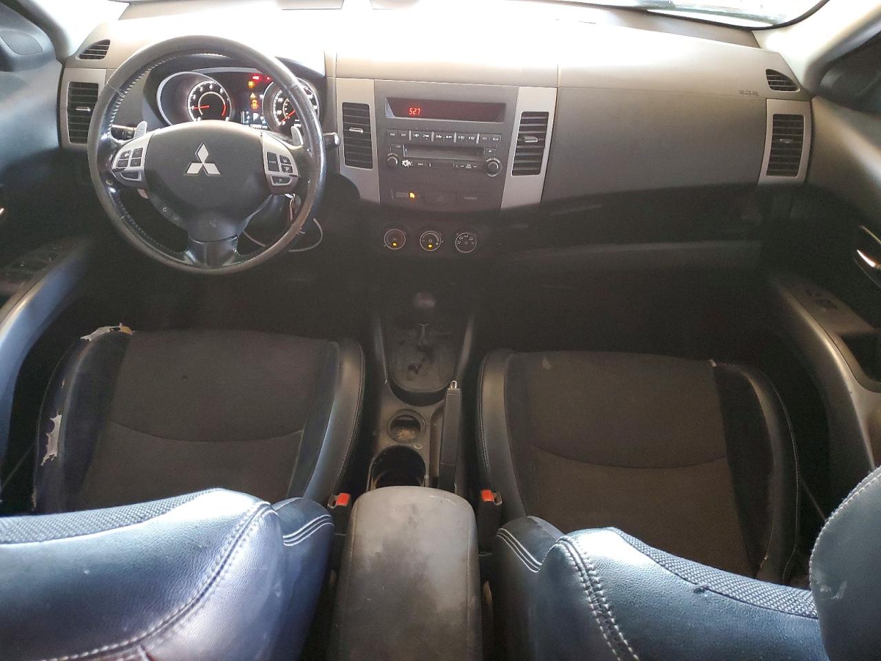 2011 Mitsubishi Outlander Se White vin: JA4AS3AW4BU023029
