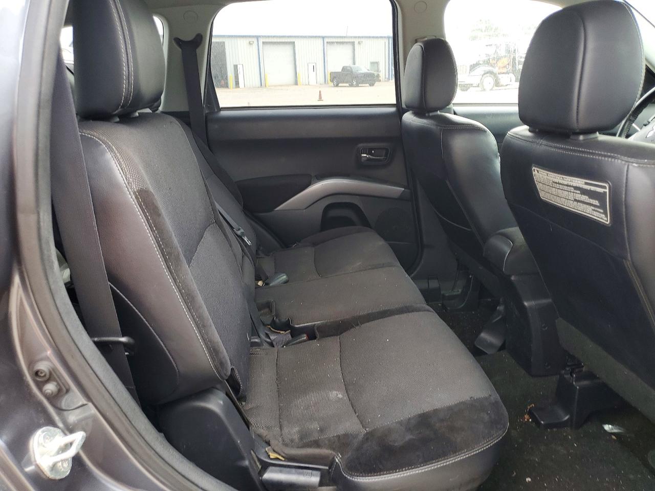 2012 Mitsubishi Outlander Se Gray vin: JA4AS3AW5CU003244
