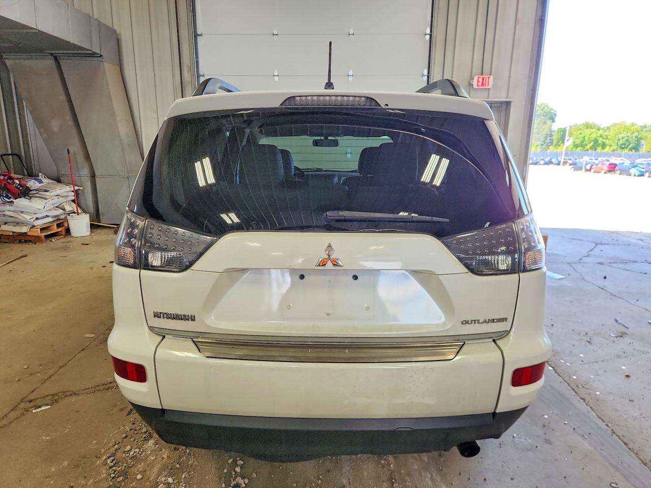 2012 Mitsubishi Outlander Se Белый vin: JA4AS3AW5CU008055