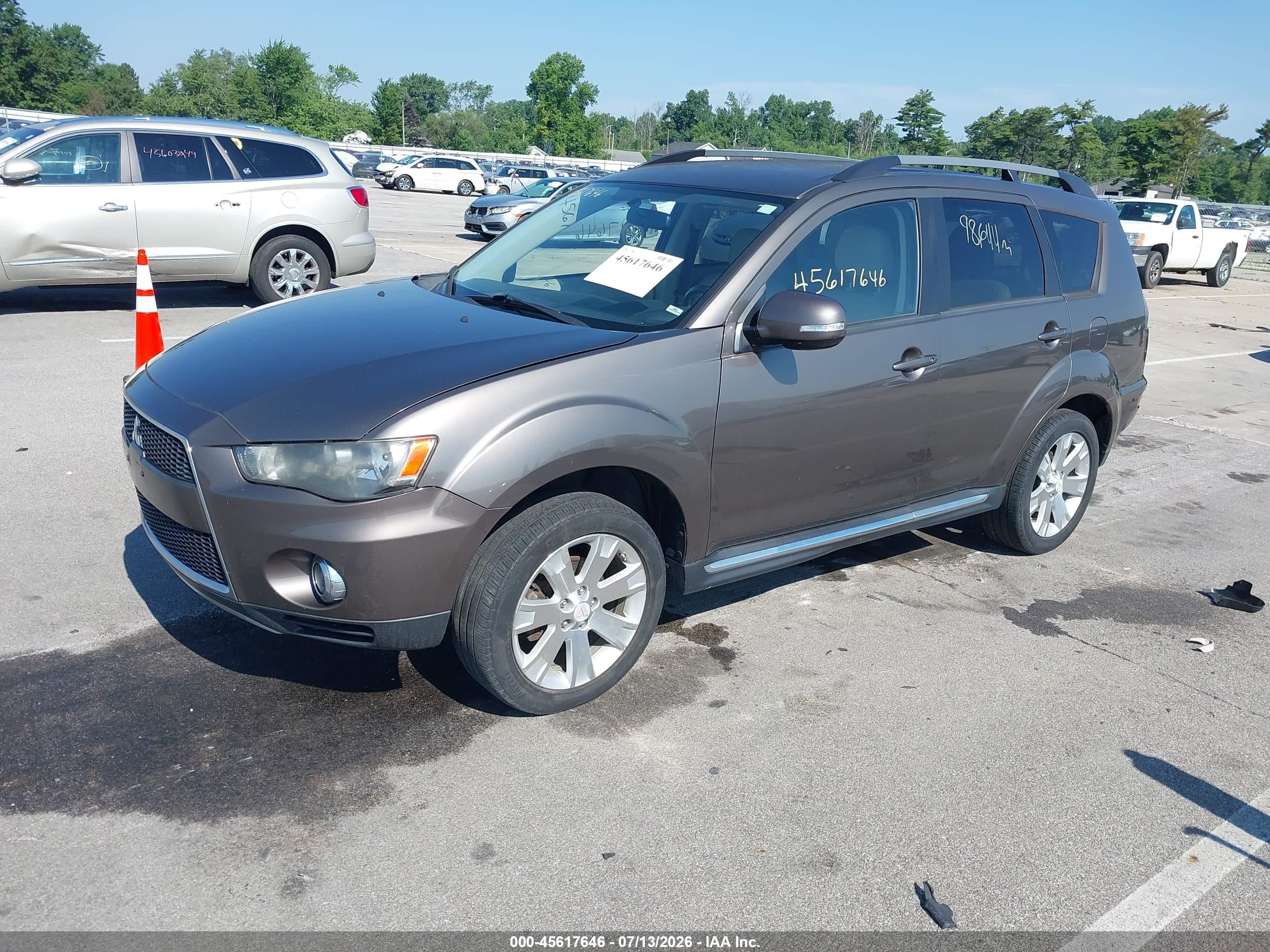 2012 Mitsubishi Outlander Se Brown vin: JA4AS3AW5CU009836