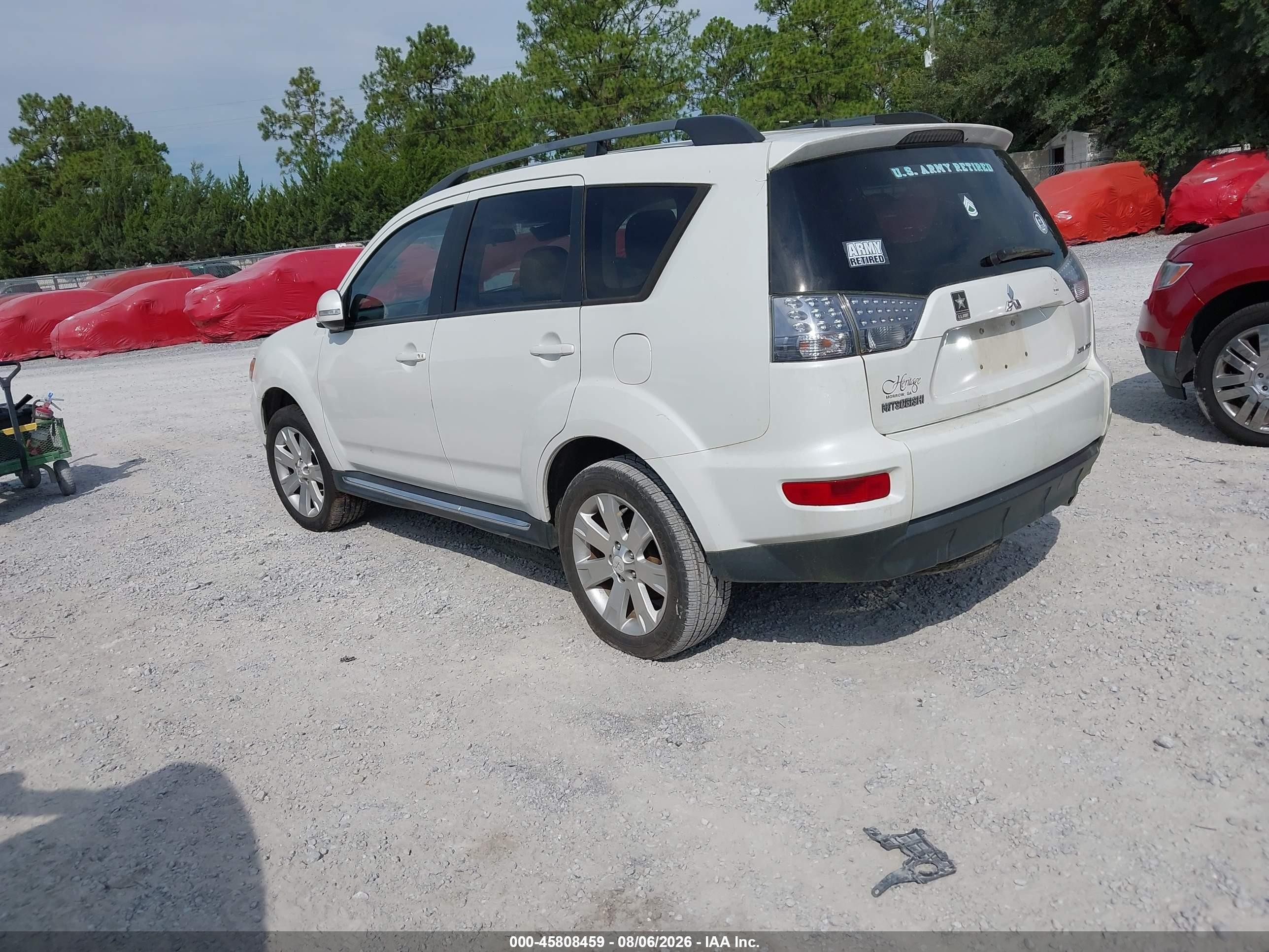 2013 Mitsubishi Outlander Se Белый vin: JA4AS3AW5DU006498