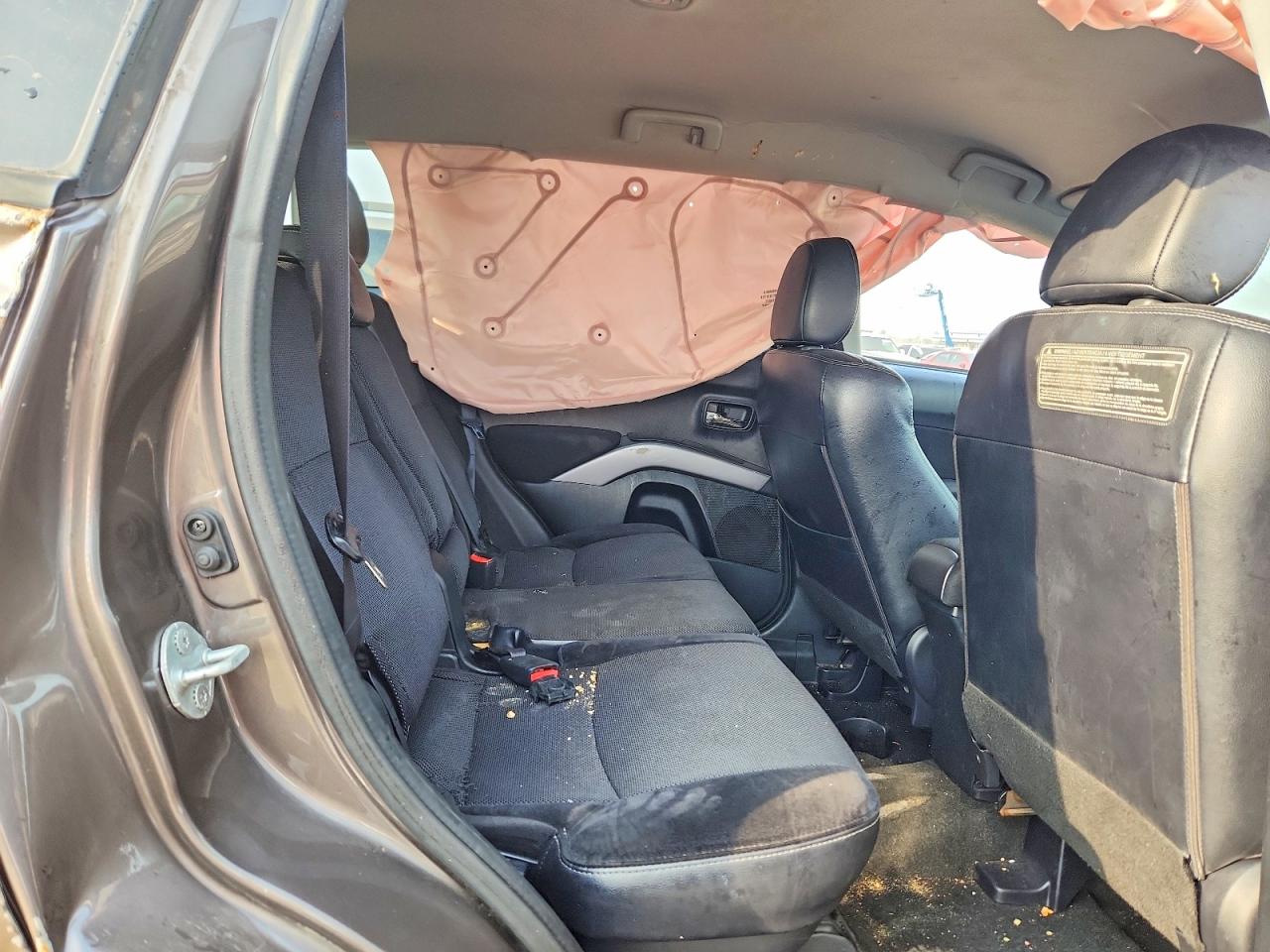 2012 Mitsubishi Outlander Se Tan vin: JA4AS3AW7CU006632