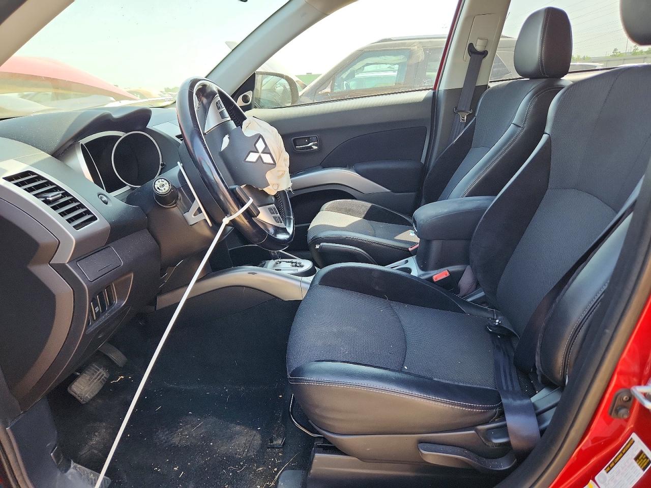 2010 Mitsubishi Outlander Se Red vin: JA4AS3AWXAZ003658