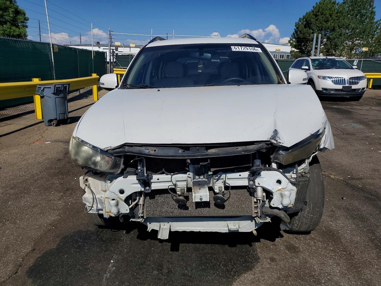 2011 Mitsubishi Outlander Se White vin: JA4AS3AWXBU017879