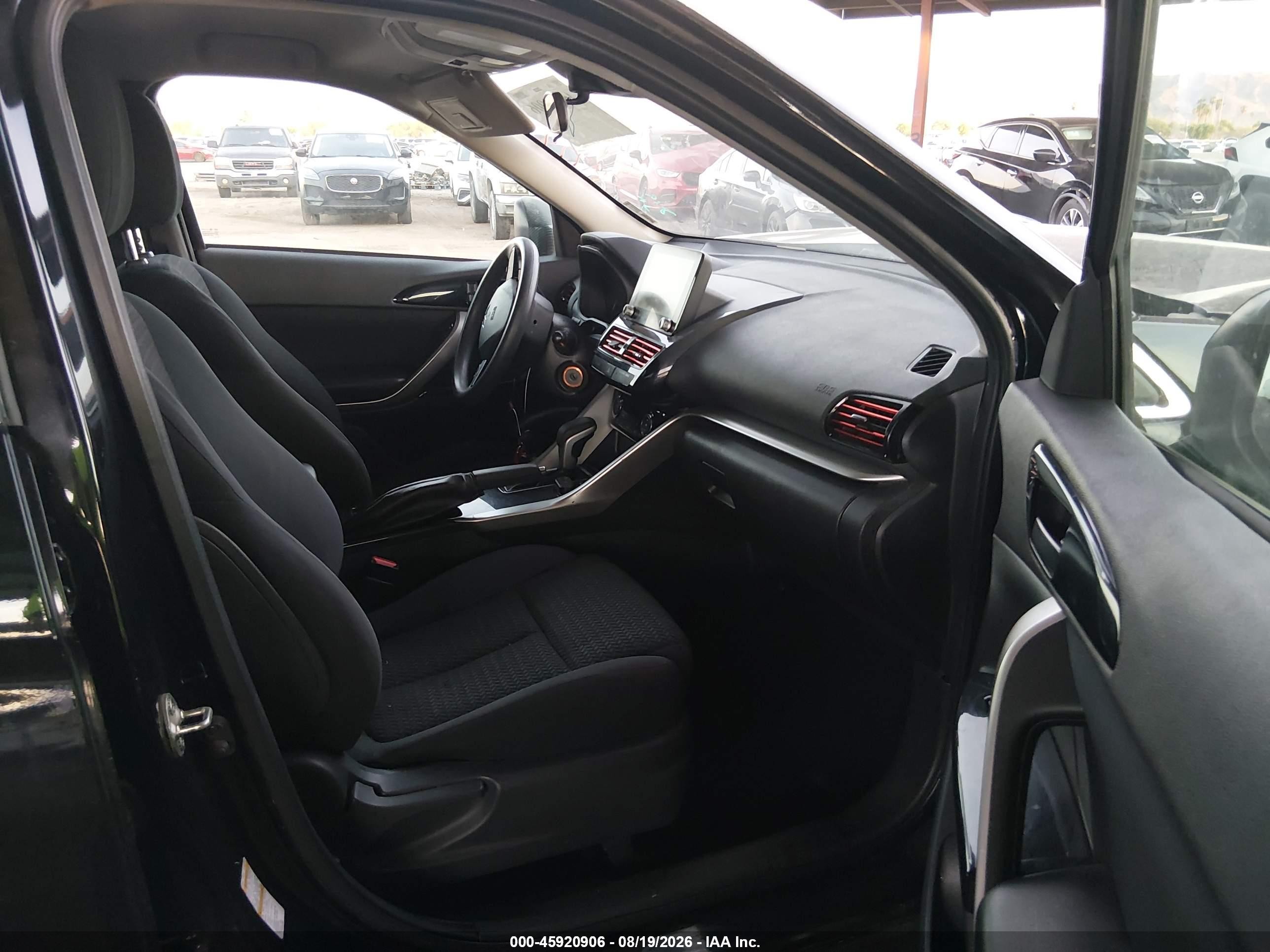 2022 Mitsubishi Eclipse Cross Le Black vin: JA4ASVAA3NZ014278