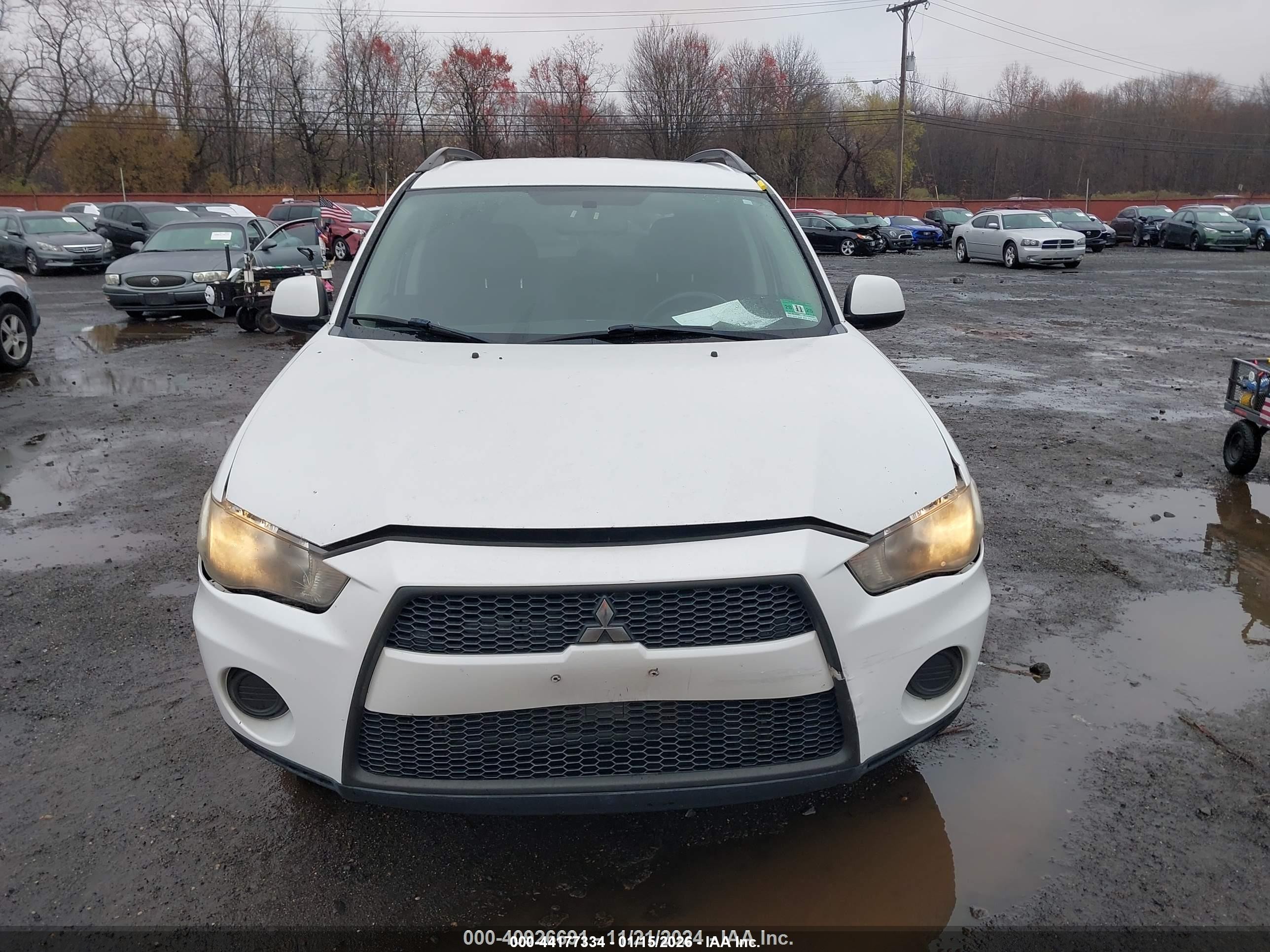 2010 Mitsubishi Outlander Es White vin: JA4AT2AW1AZ012742