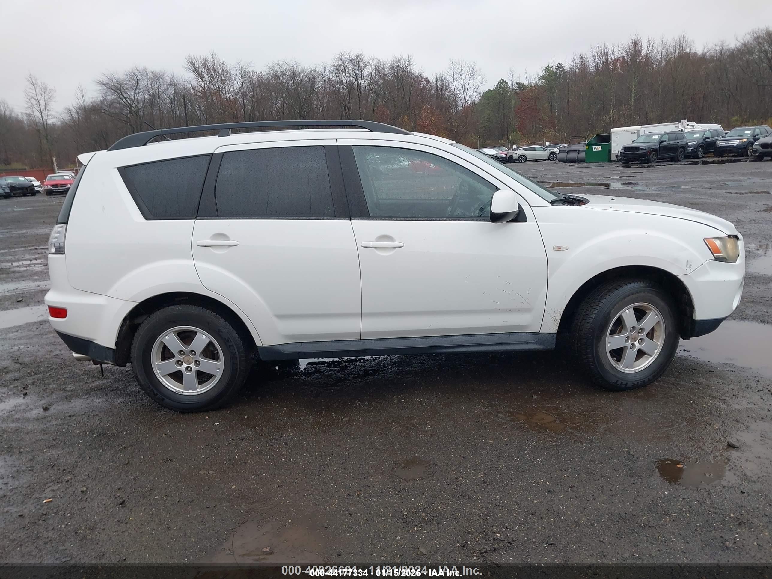 2010 Mitsubishi Outlander Es White vin: JA4AT2AW1AZ012742