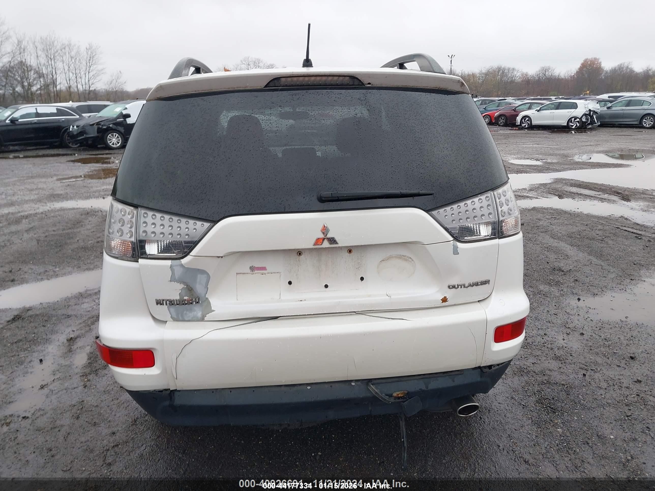 2010 Mitsubishi Outlander Es White vin: JA4AT2AW1AZ012742