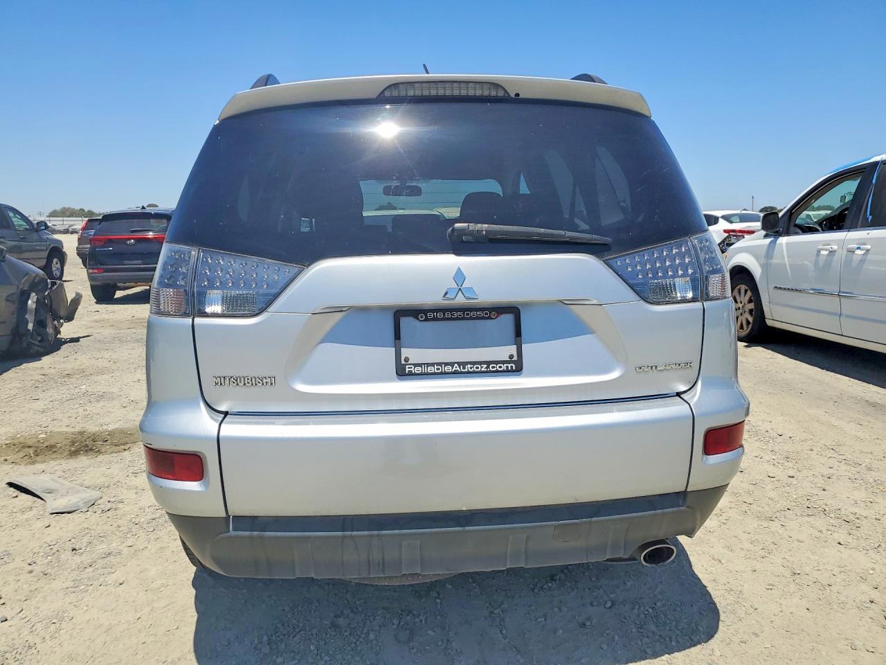 2010 Mitsubishi Outlander Es Silver vin: JA4AT2AW3AZ014203