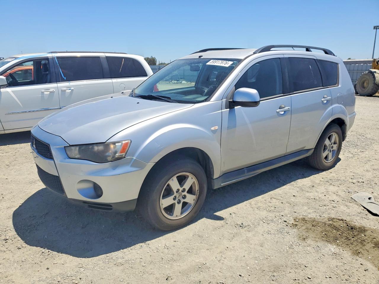 2010 Mitsubishi Outlander Es Silver vin: JA4AT2AW3AZ014203
