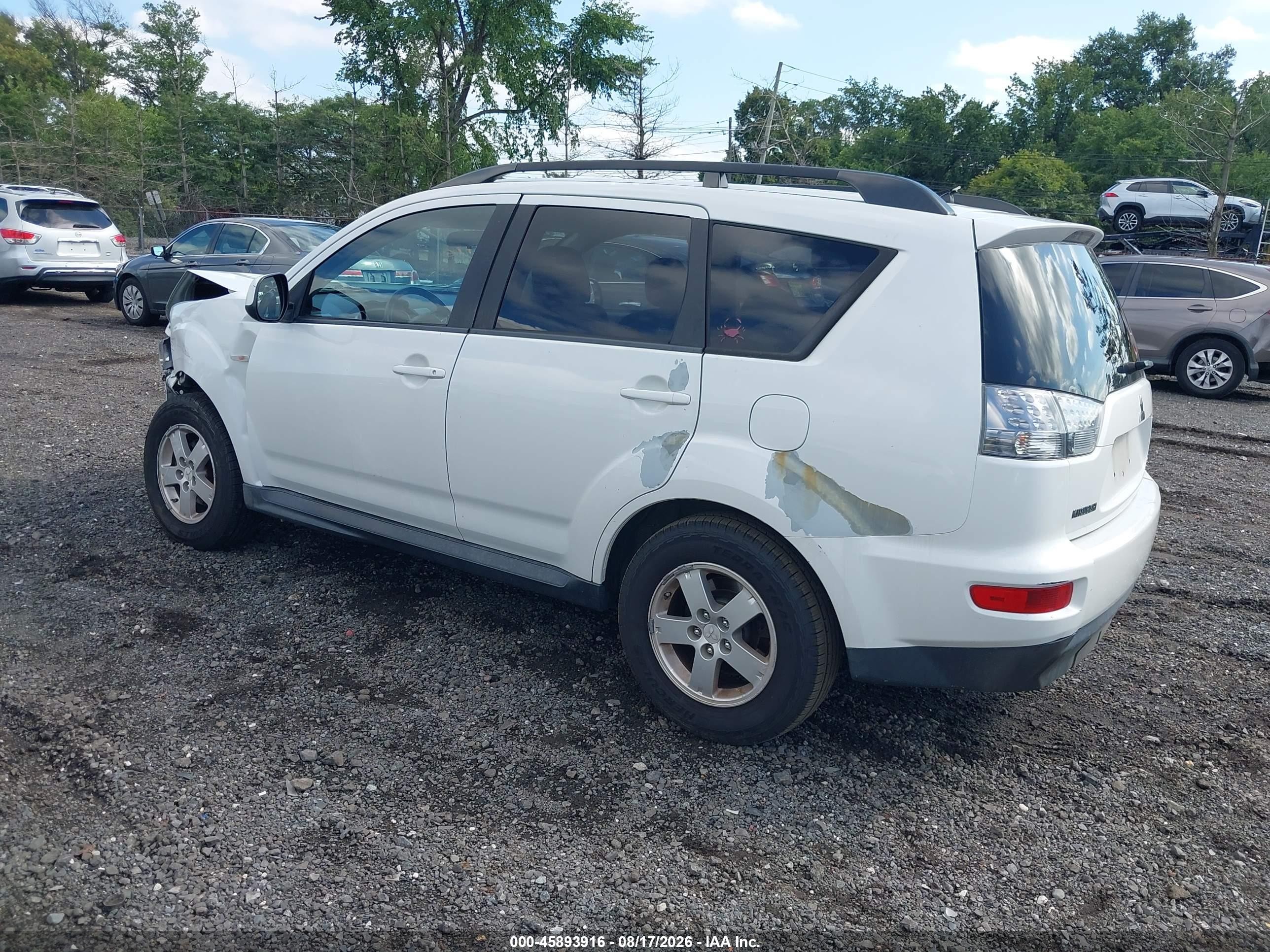2010 Mitsubishi Outlander Es White vin: JA4AT2AW6AZ013983