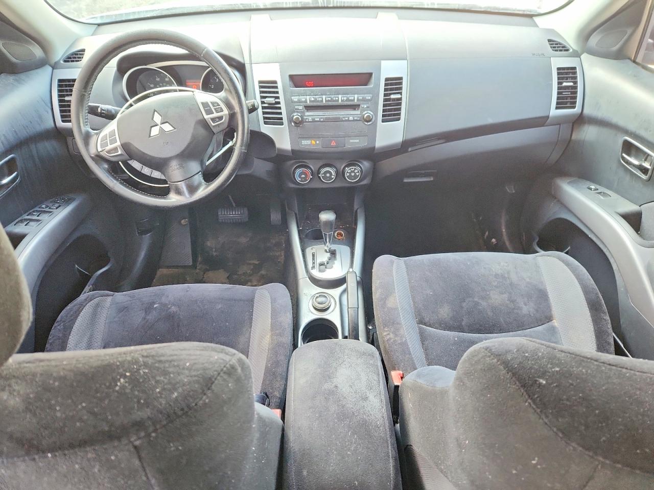 2010 Mitsubishi Outlander Es White vin: JA4AT2AWXAZ018216