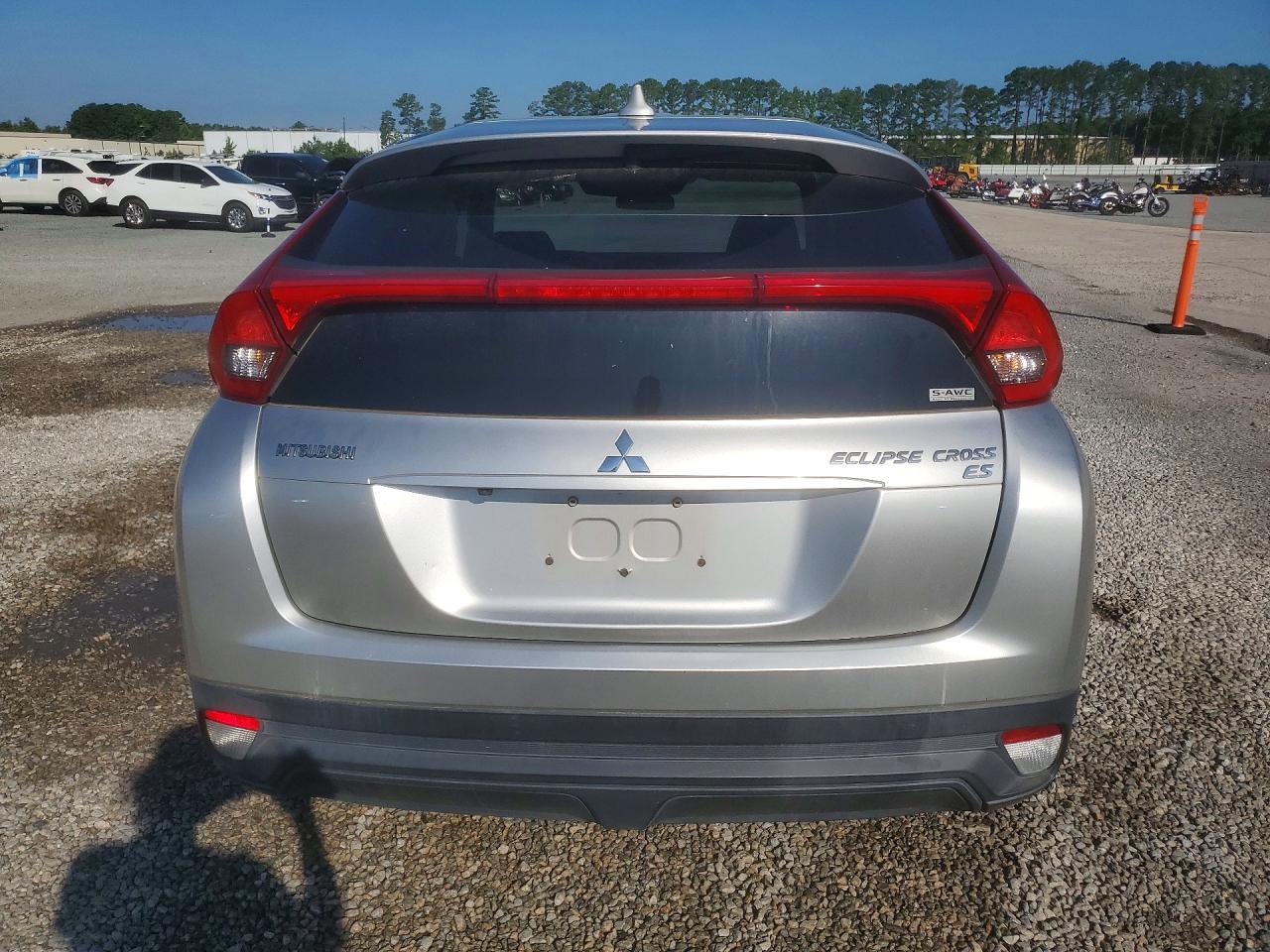 2019 Mitsubishi Eclipse Cross Es Серебряный vin: JA4AT3AA3KZ046340