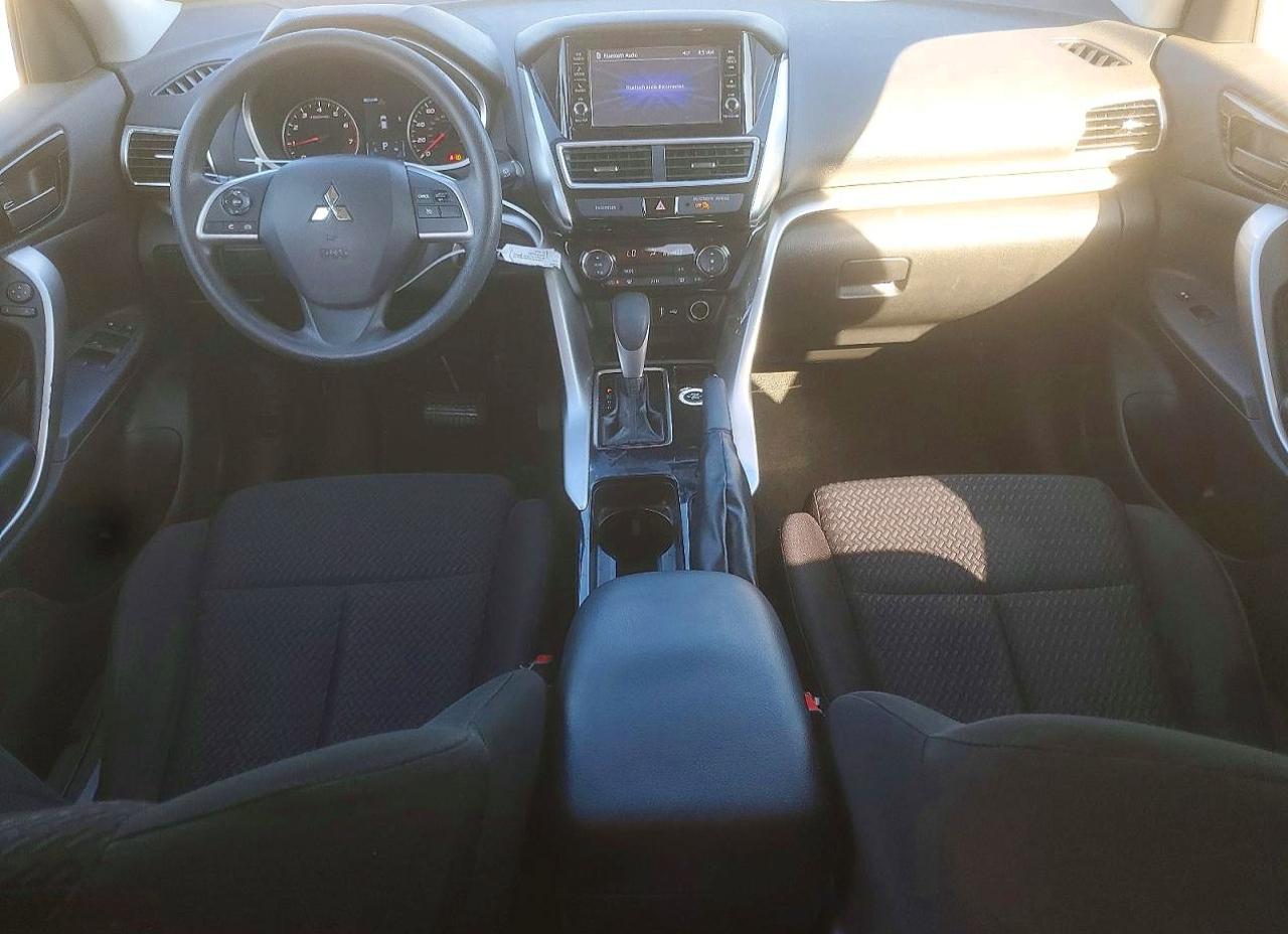 2019 Mitsubishi Eclipse Cross Es Серебряный vin: JA4AT3AA3KZ046340