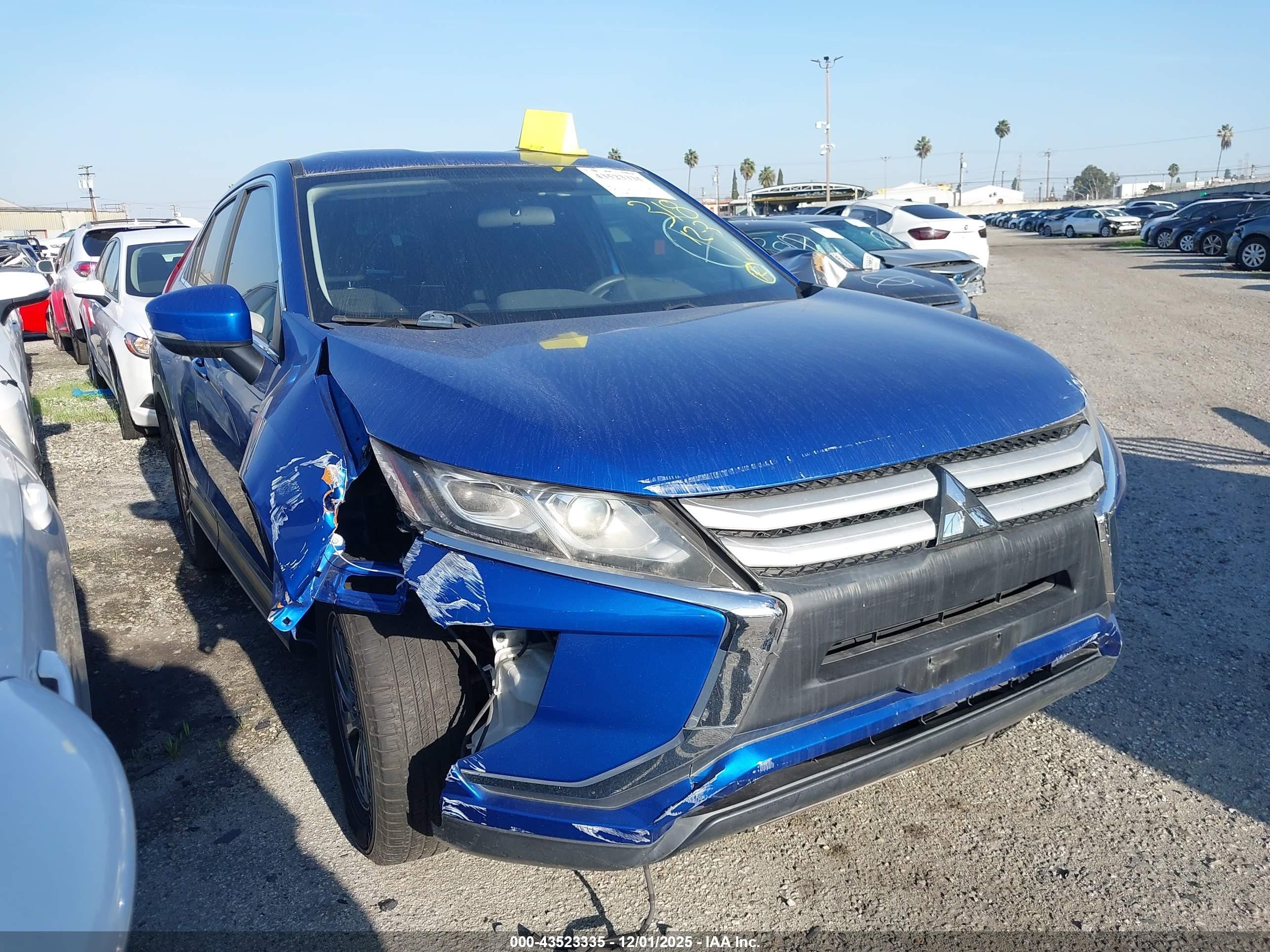 2018 Mitsubishi Eclipse Cross Es Blue vin: JA4AT3AA7JZ062037