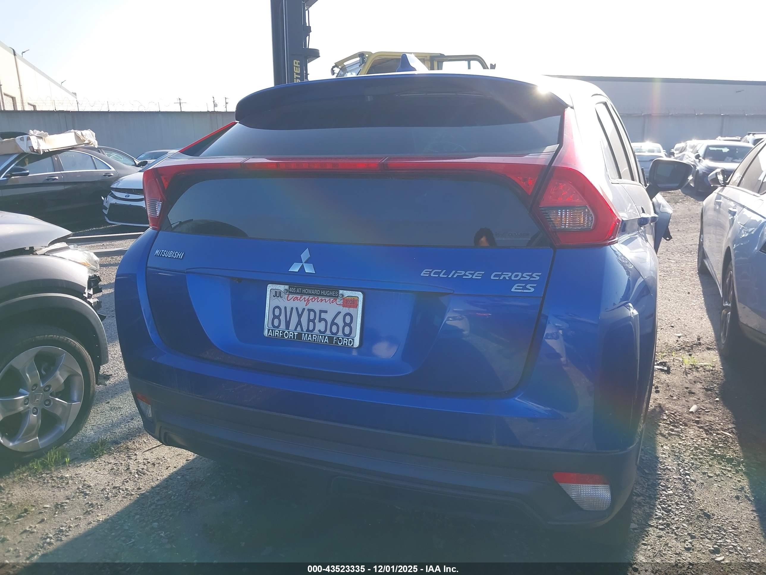 2018 Mitsubishi Eclipse Cross Es Blue vin: JA4AT3AA7JZ062037