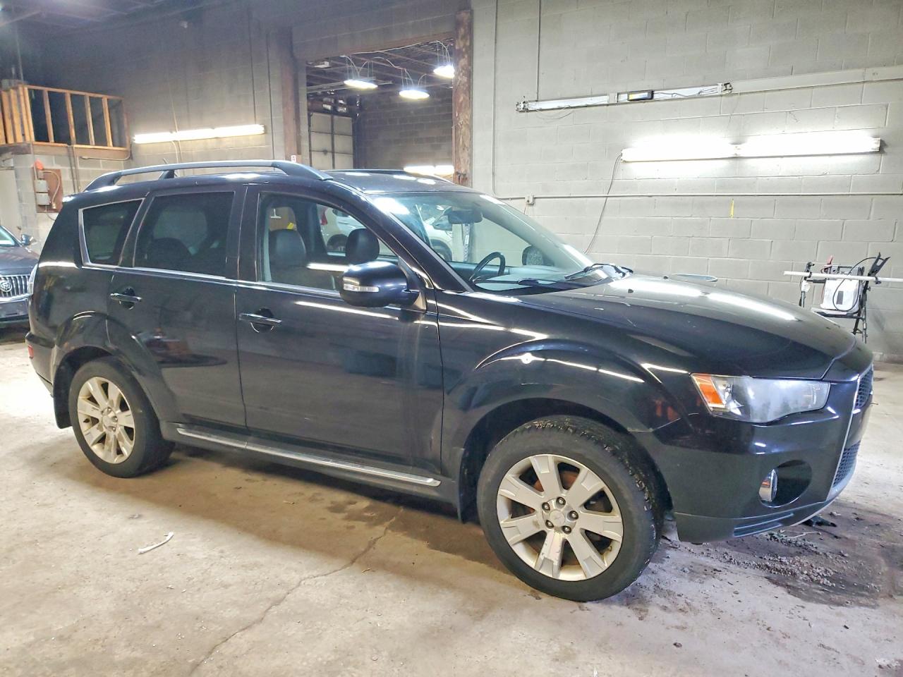 2010 Mitsubishi Outlander Se Black vin: JA4AT3AW3AZ004597