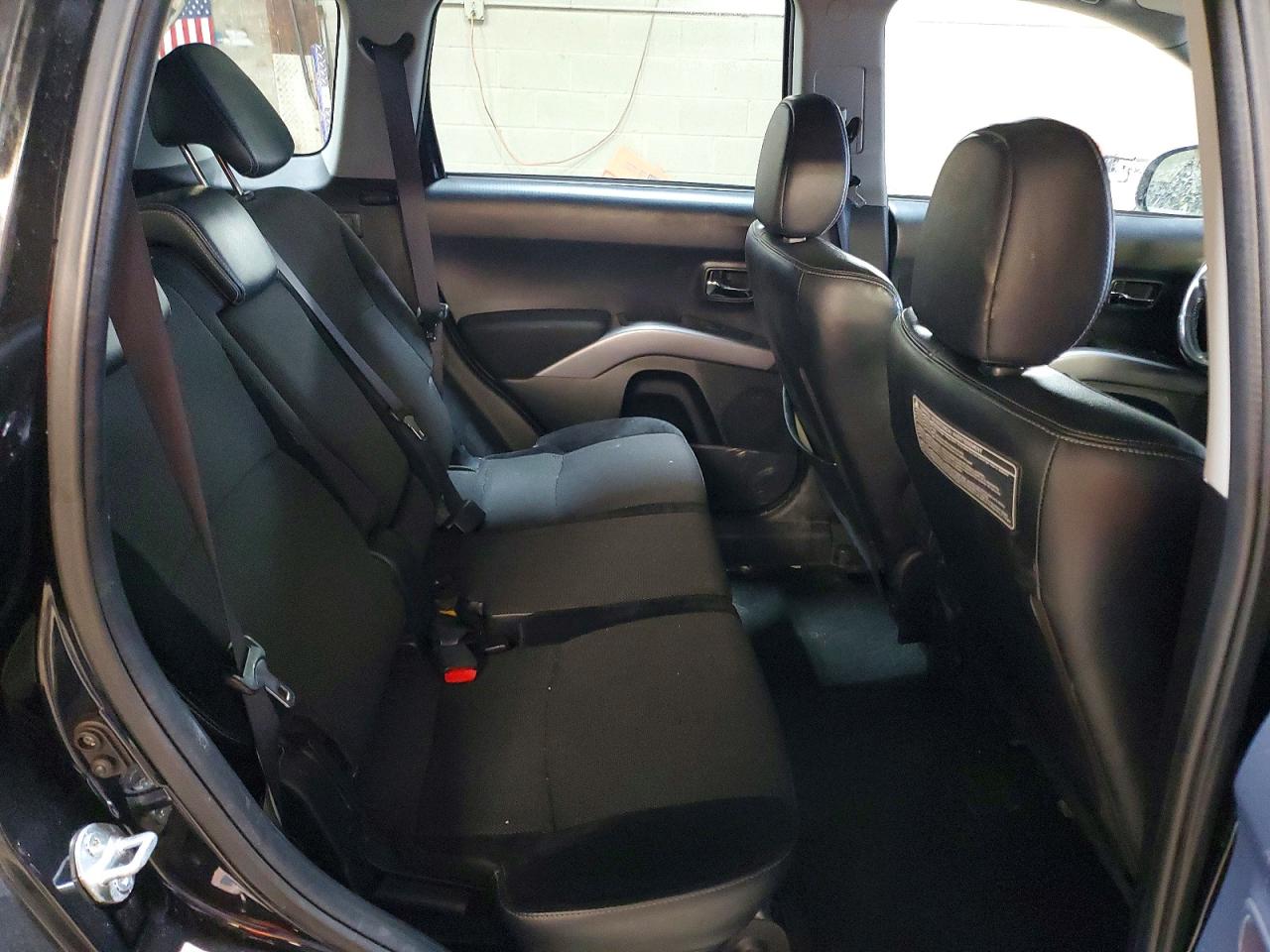 2010 Mitsubishi Outlander Se Black vin: JA4AT3AW3AZ004597