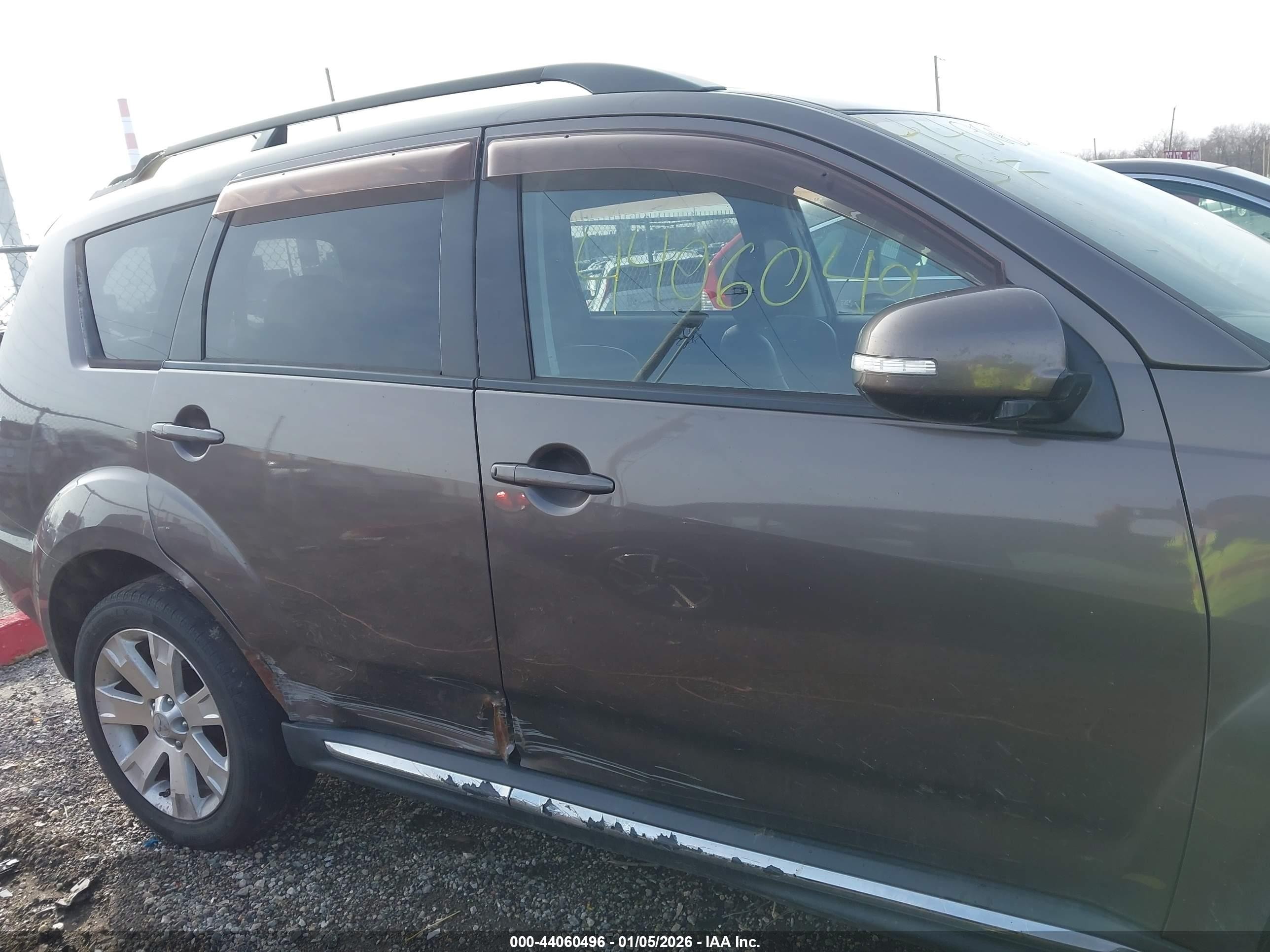 2010 Mitsubishi Outlander Se Gray vin: JA4AT3AW7AZ018874