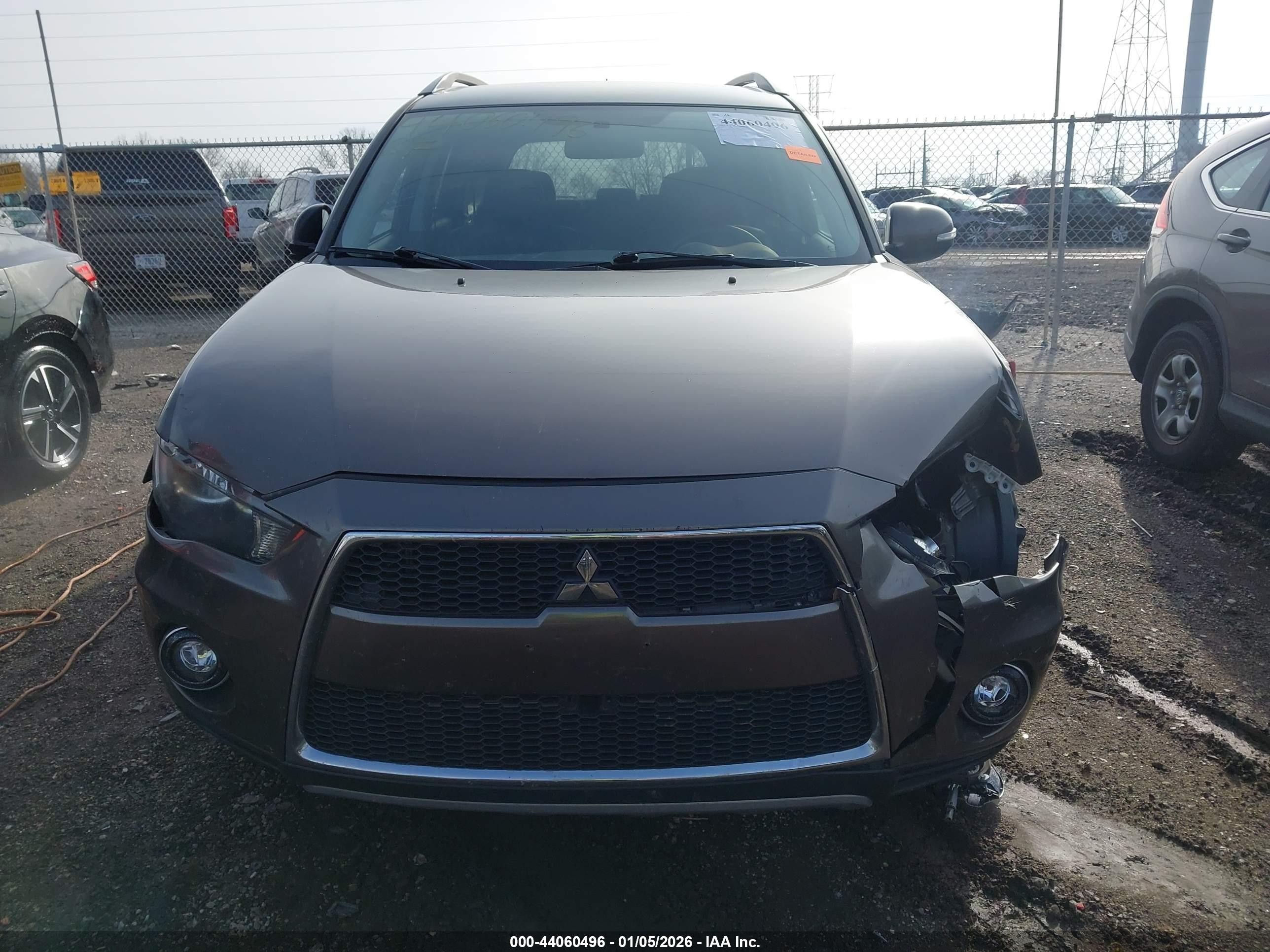 2010 Mitsubishi Outlander Se Gray vin: JA4AT3AW7AZ018874