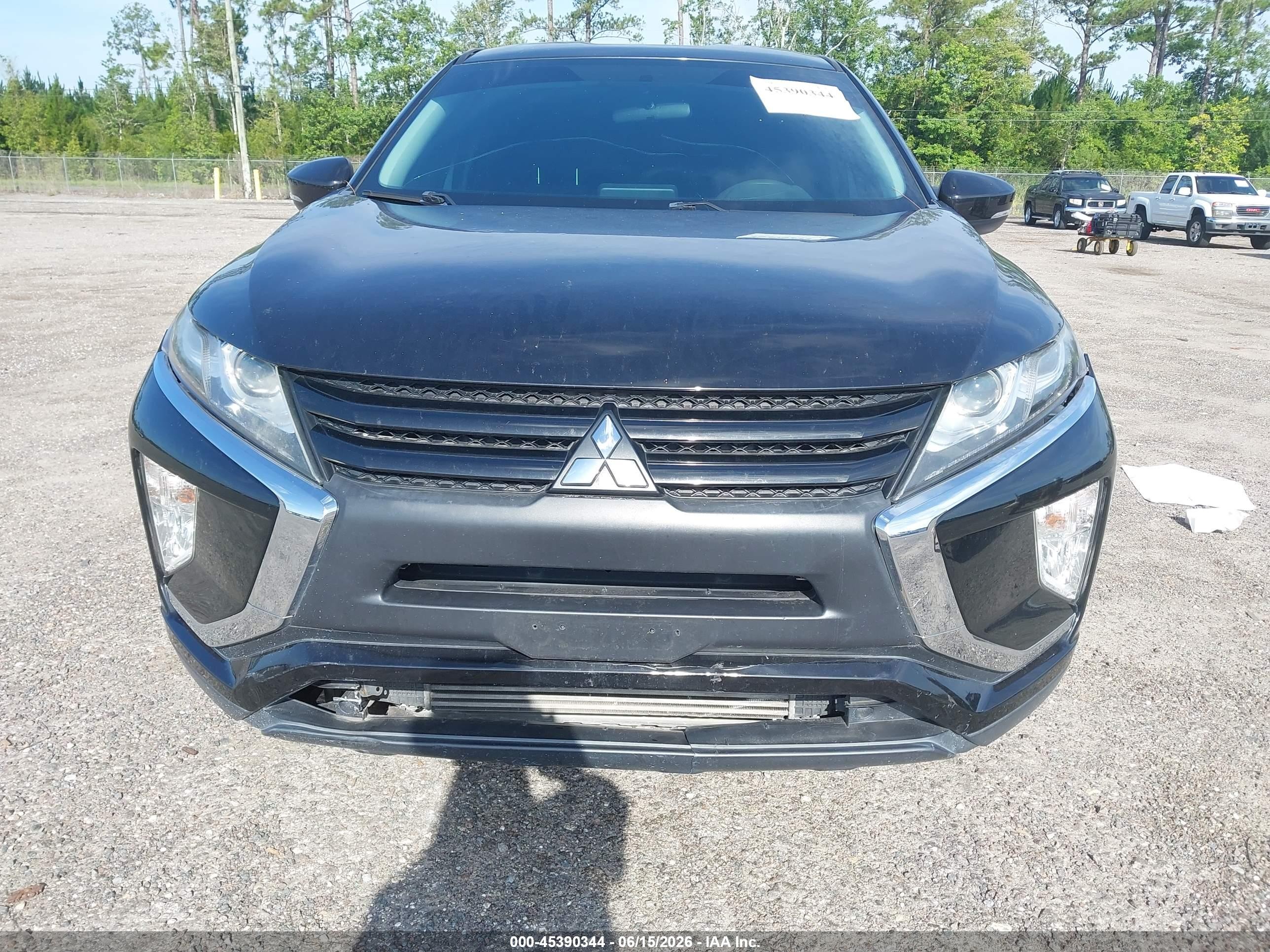 2019 Mitsubishi Eclipse Cross Le Черный vin: JA4AT4AA7KZ046539