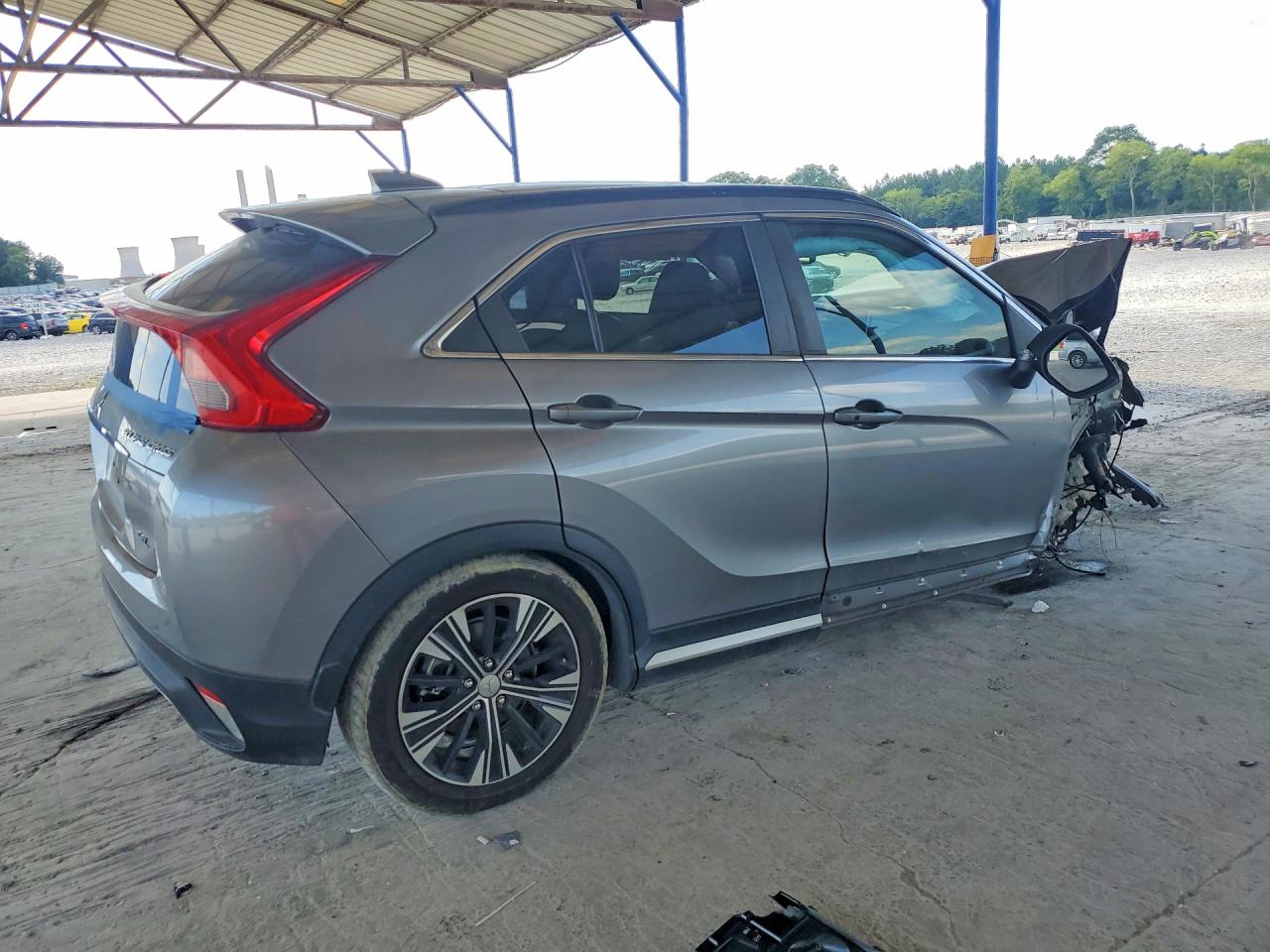 2019 Mitsubishi Eclipse Cross Se Silver vin: JA4AT5AAXKZ021446