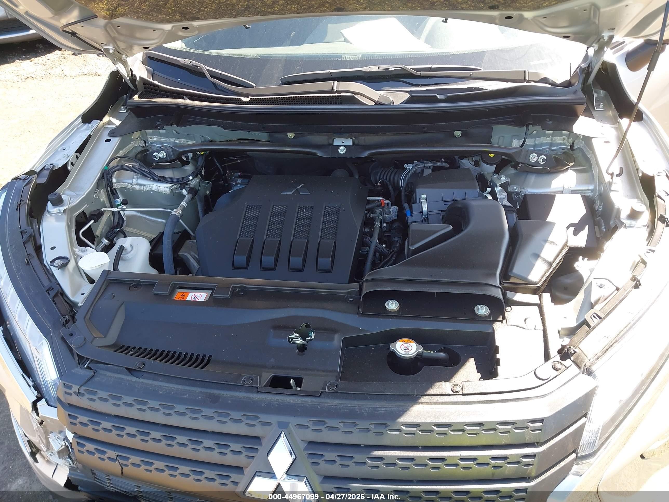 2024 Mitsubishi Eclipse Cross Es S-awc Silver vin: JA4ATUAA0RZ064424