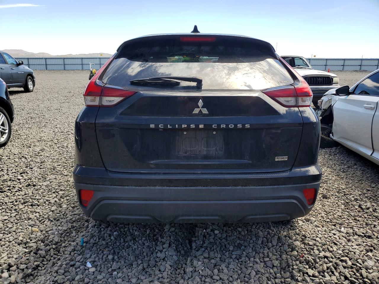 2022 Mitsubishi Eclipse Cross Le Black vin: JA4ATVAA2NZ046359