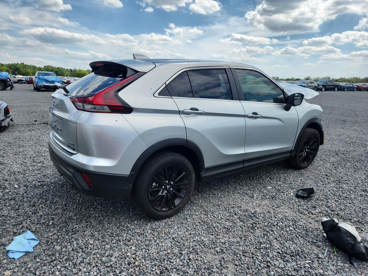 2025 Mitsubishi Eclipse Cross Le Silver vin: JA4ATVAA5SZ012220