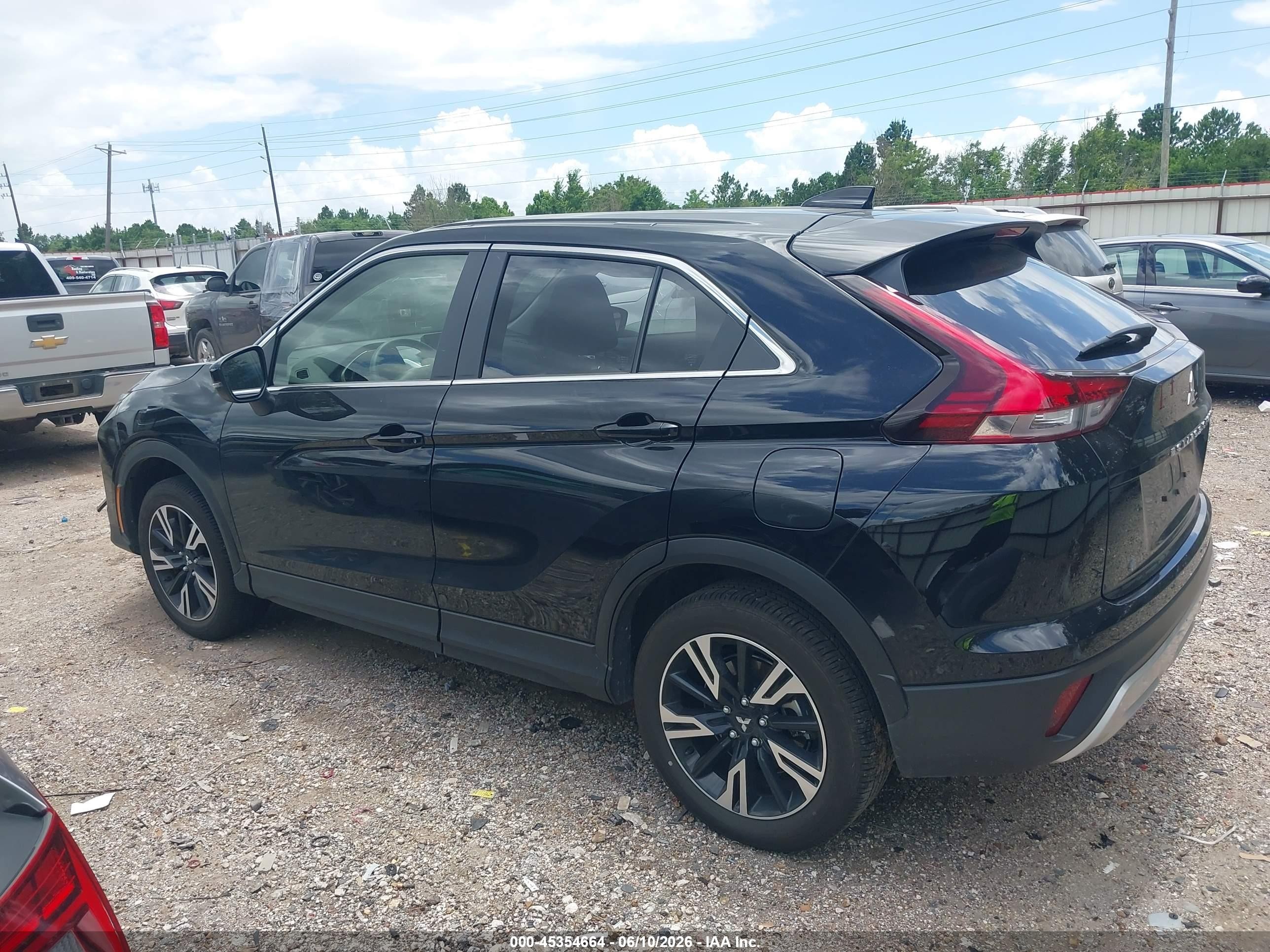 2026 Mitsubishi Eclipse Cross Black Edition S-awc/se S-awc/sel S-awc Black vin: JA4ATWAA2TZ019231