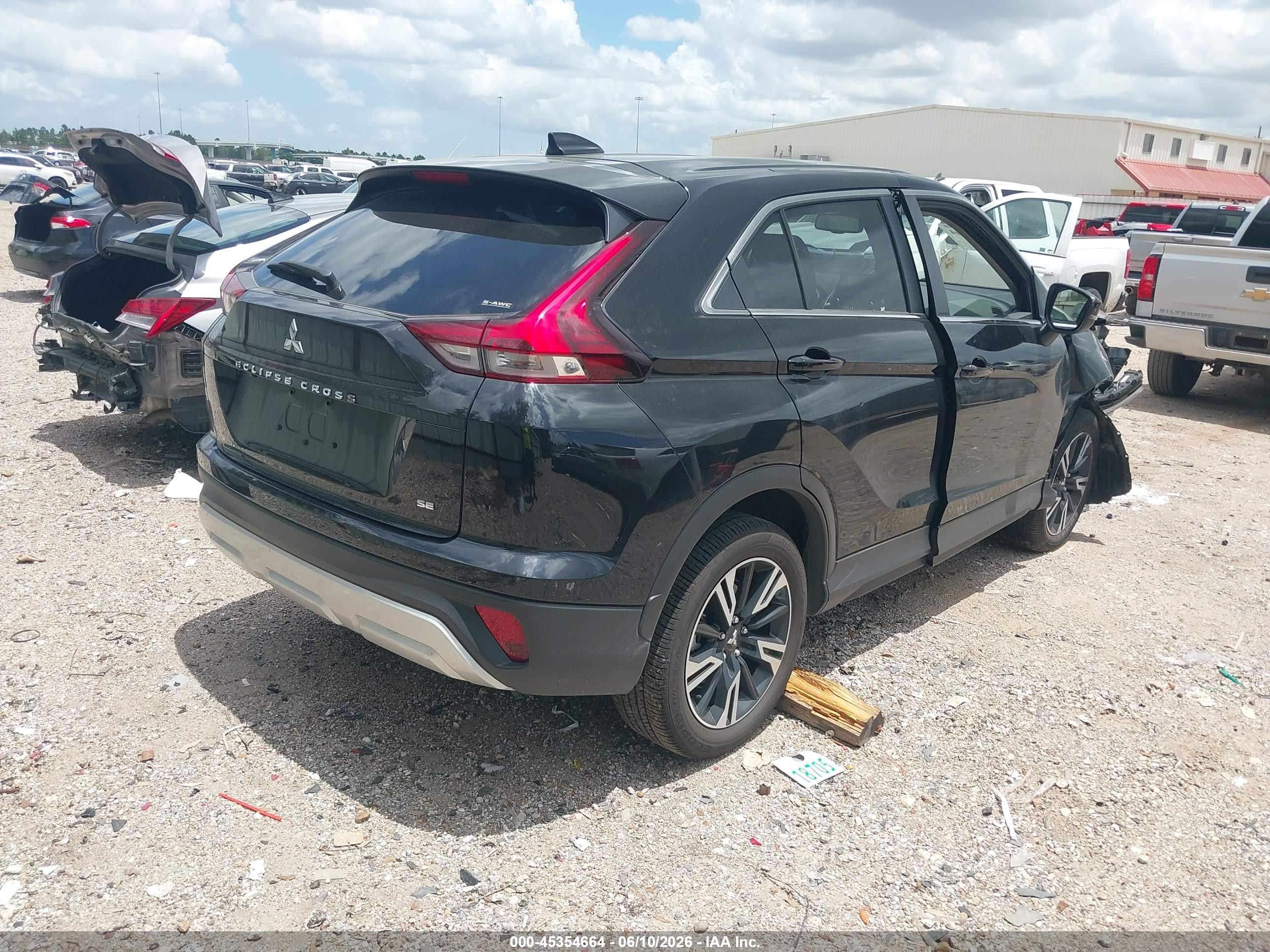 2026 Mitsubishi Eclipse Cross Black Edition S-awc/se S-awc/sel S-awc Black vin: JA4ATWAA2TZ019231