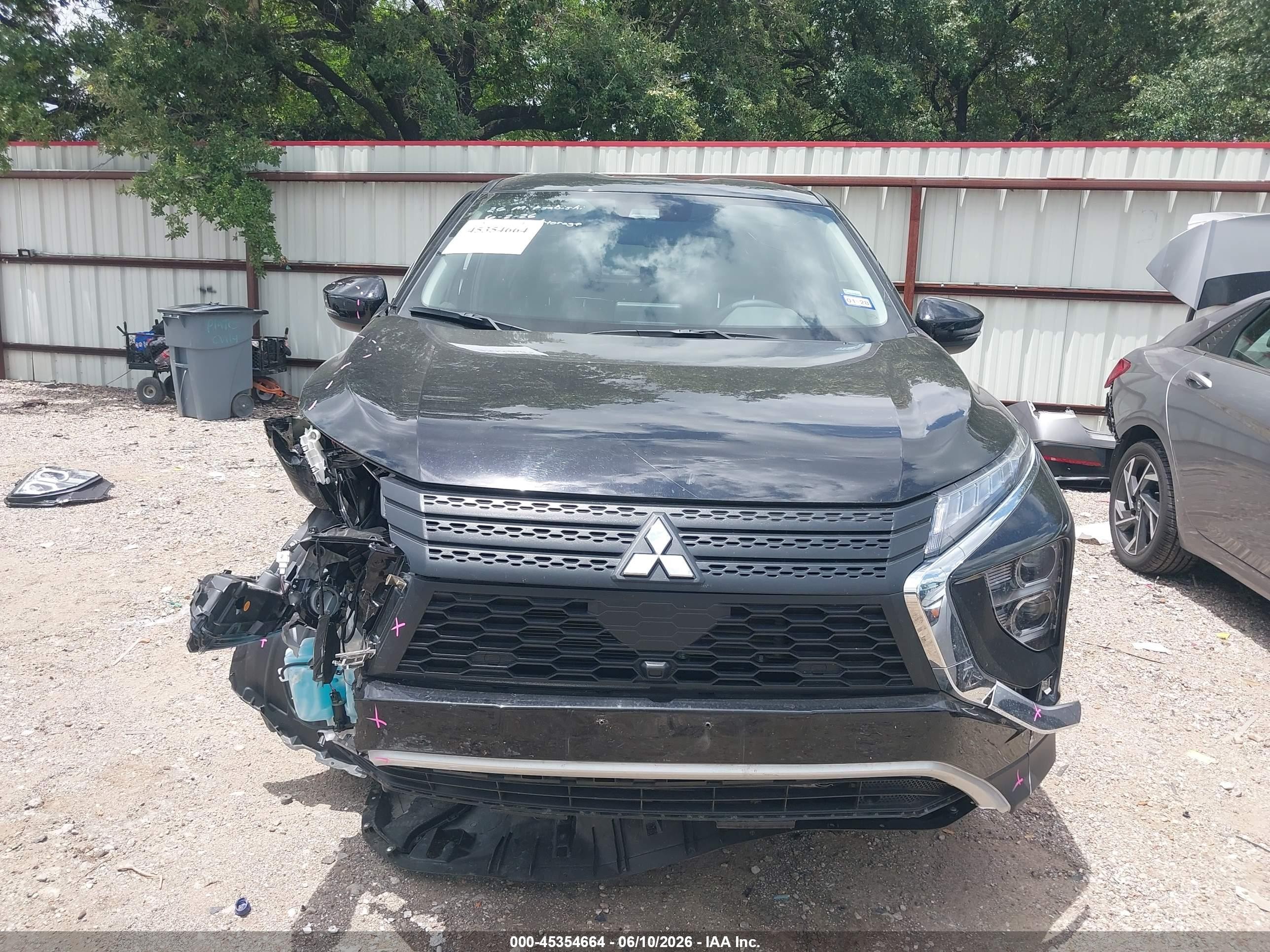 2026 Mitsubishi Eclipse Cross Black Edition S-awc/se S-awc/sel S-awc Black vin: JA4ATWAA2TZ019231