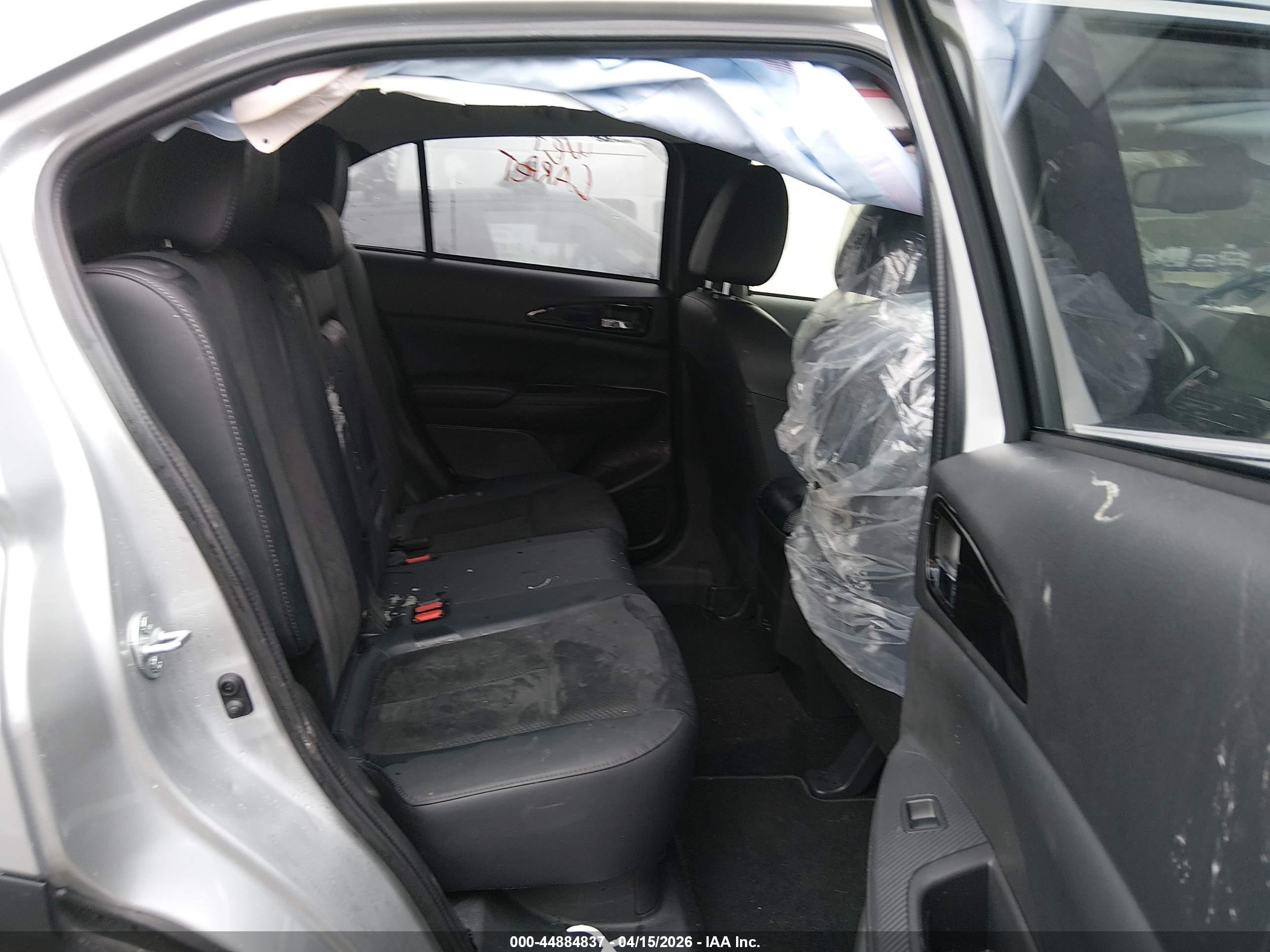 2025 Mitsubishi Eclipse Cross Black Edition S-awc/se S-awc/sel S-awc Серебряный vin: JA4ATWAA3SZ044945