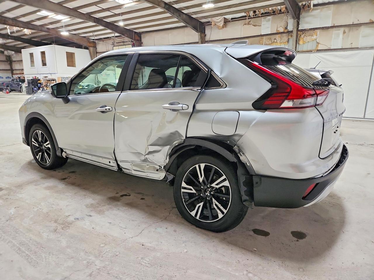 2026 Mitsubishi Eclipse Cross Se Серебряный vin: JA4ATWAAXTZ003682