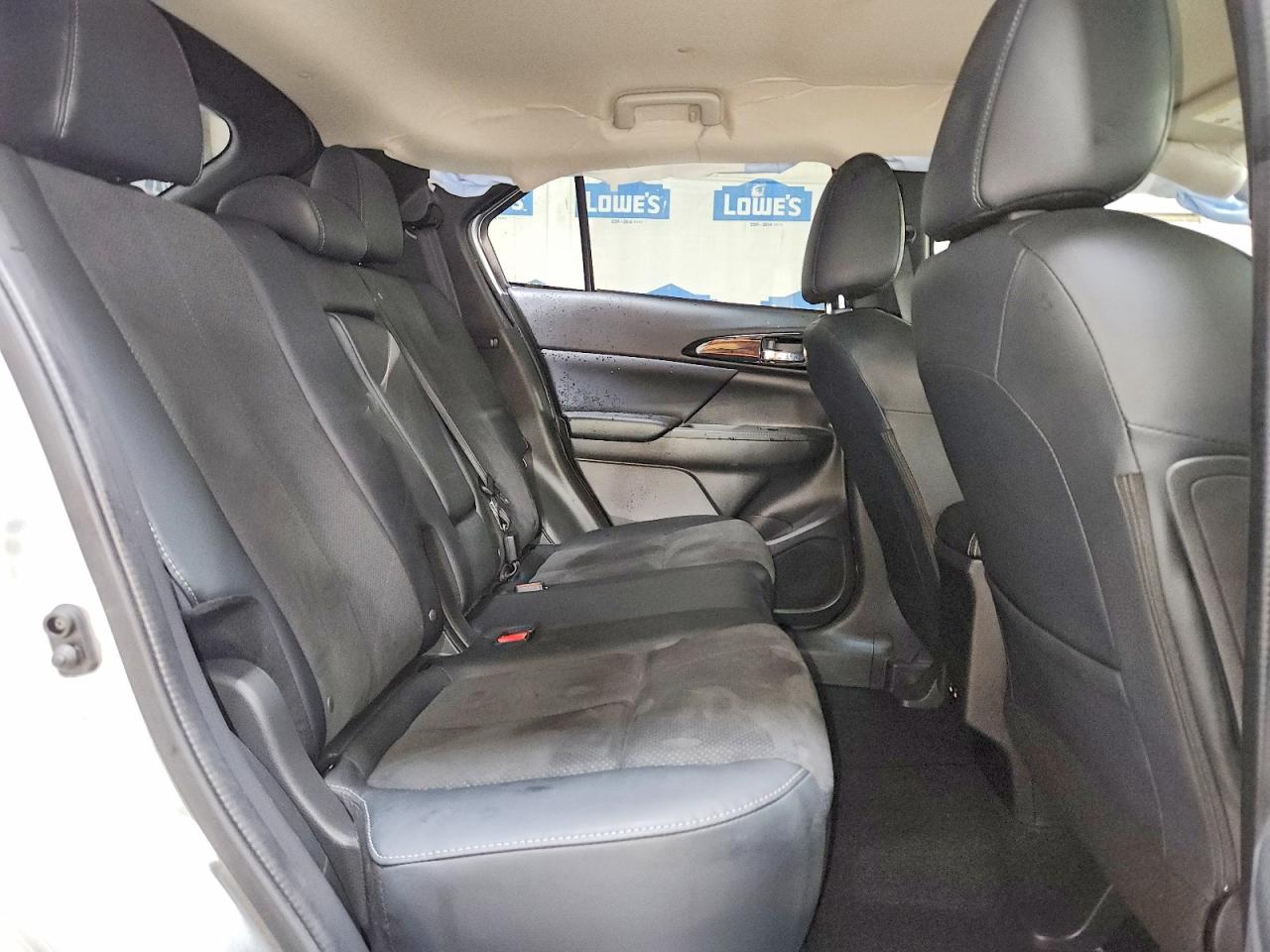 2026 Mitsubishi Eclipse Cross Se Серебряный vin: JA4ATWAAXTZ003682