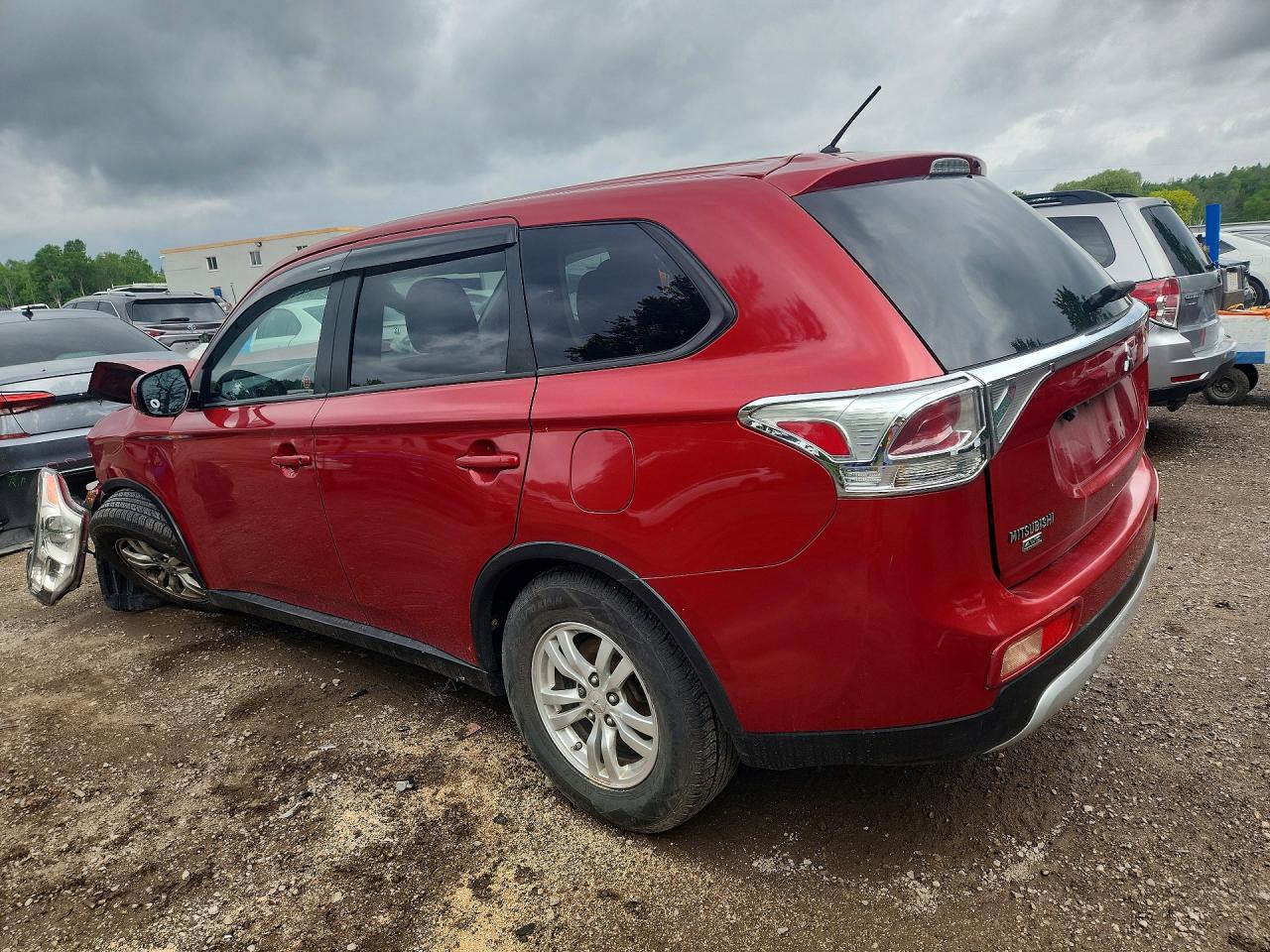 2015 Mitsubishi Outlander Es Red vin: JA4AZ2A3XFZ601915