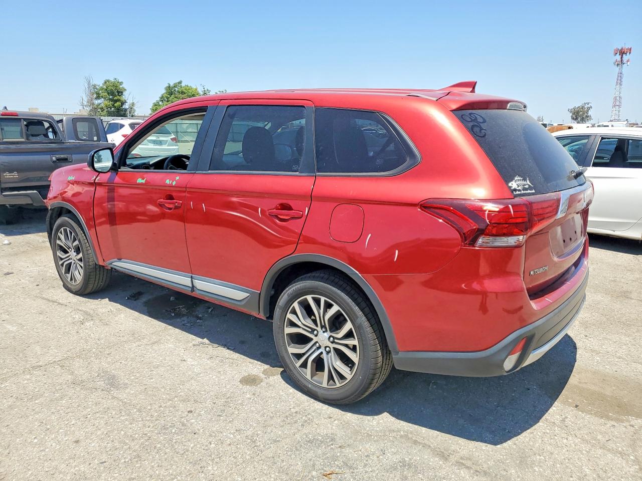 2018 Mitsubishi Outlander Se Красный vin: JA4AZ3A30JZ034256