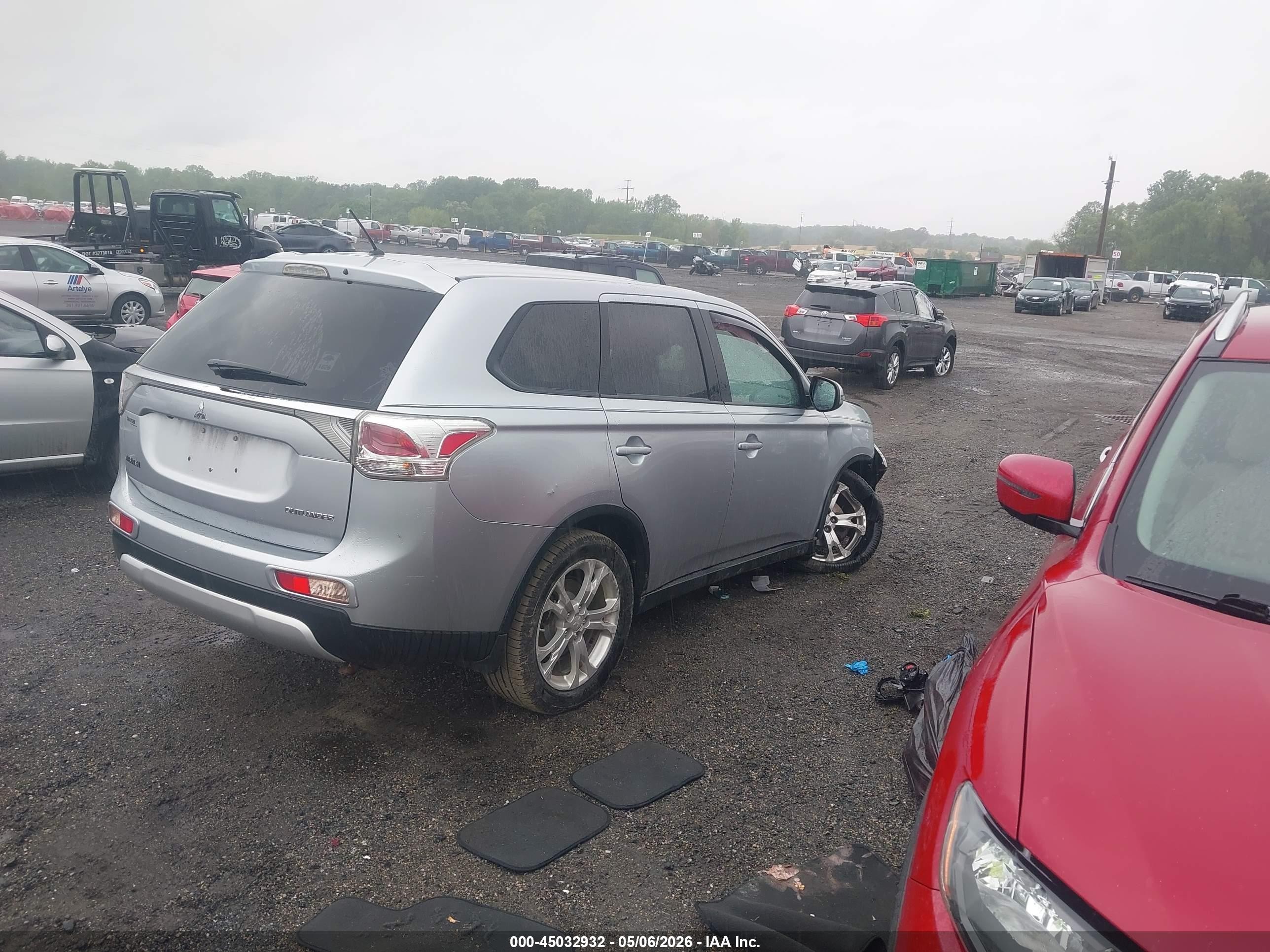 2015 Mitsubishi Outlander Se Silver vin: JA4AZ3A32FZ003209