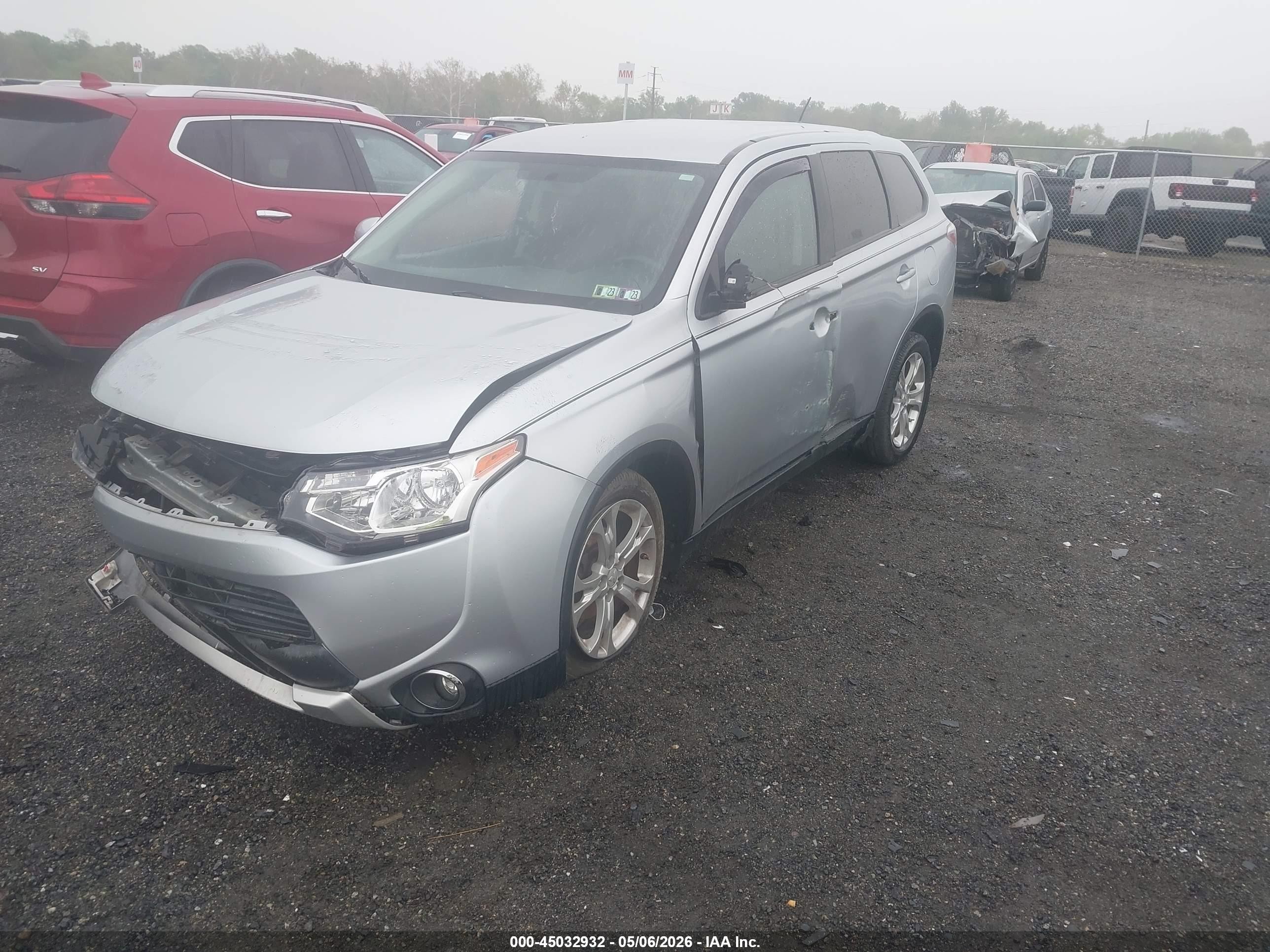 2015 Mitsubishi Outlander Se Silver vin: JA4AZ3A32FZ003209