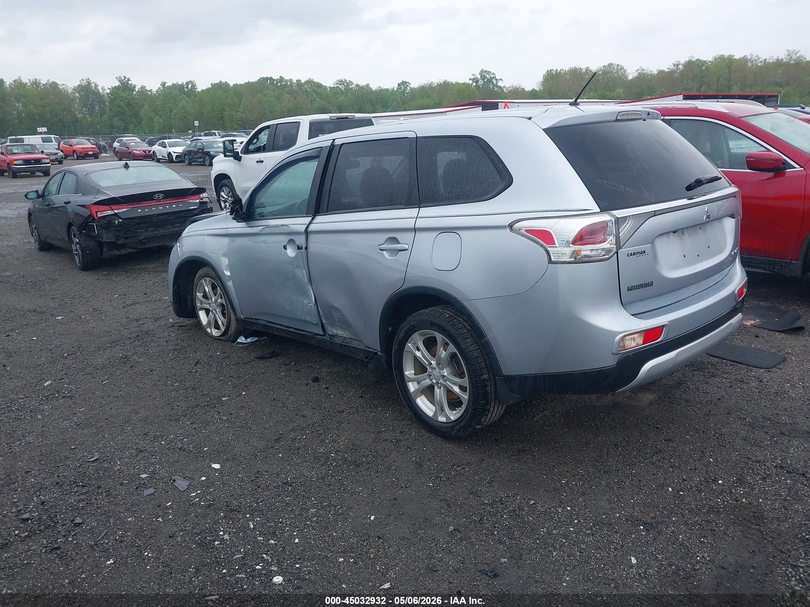 2015 Mitsubishi Outlander Se Silver vin: JA4AZ3A32FZ003209